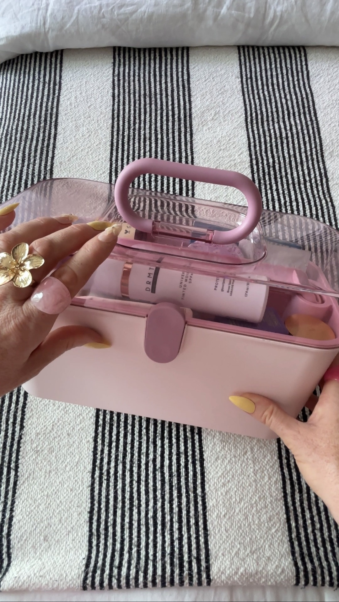 Pink Caboodle Skincare Snacklebox Restock! 👛✨ Organizing all my favorite holy grail skincare minis, glowing serums, hydrating lip oils, and eye patches in the viral pink organizer case. The ultimate aesthetic organization idea for travel, vanity storage, and everyday beauty favorites. Tap to shop the pink caboodle organizer, mini skincare products, aesthetic beauty tools, and viral skincare must-haves!

#LTKbeauty #LTKunder50 #LTKtravel #SkincareOrganization #PinkCaboodle #SkincareRestock #AestheticVanity #MiniSkincare #GlowySkincare #ViralBeauty

#LTKmorningroutine #LTKselfcare #LTKBeauty