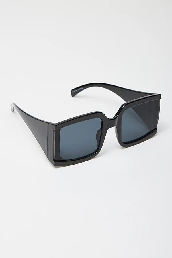 Reeves Oversized Square Sunglasses | Urban Outfitters (US and RoW)