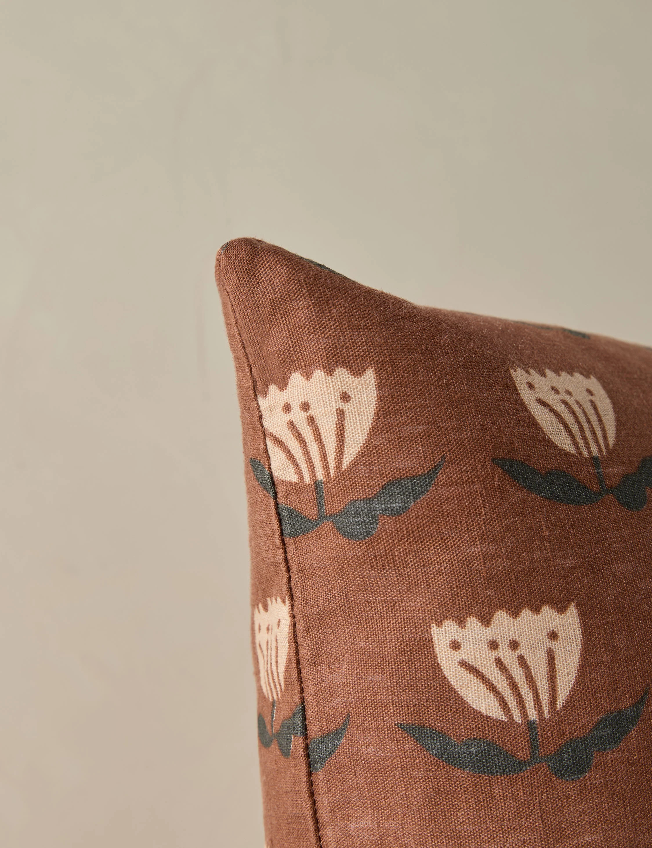 Janna Linen Pillow | Lulu and Georgia 