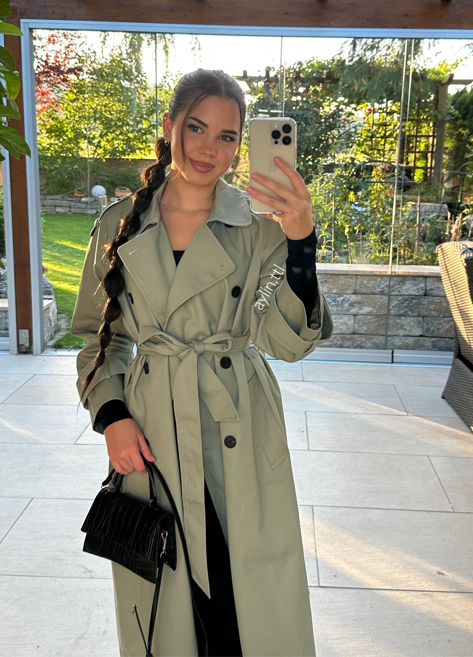Trenchcoat, Green Outfit, Autumn Outfit


#LTKstyletip