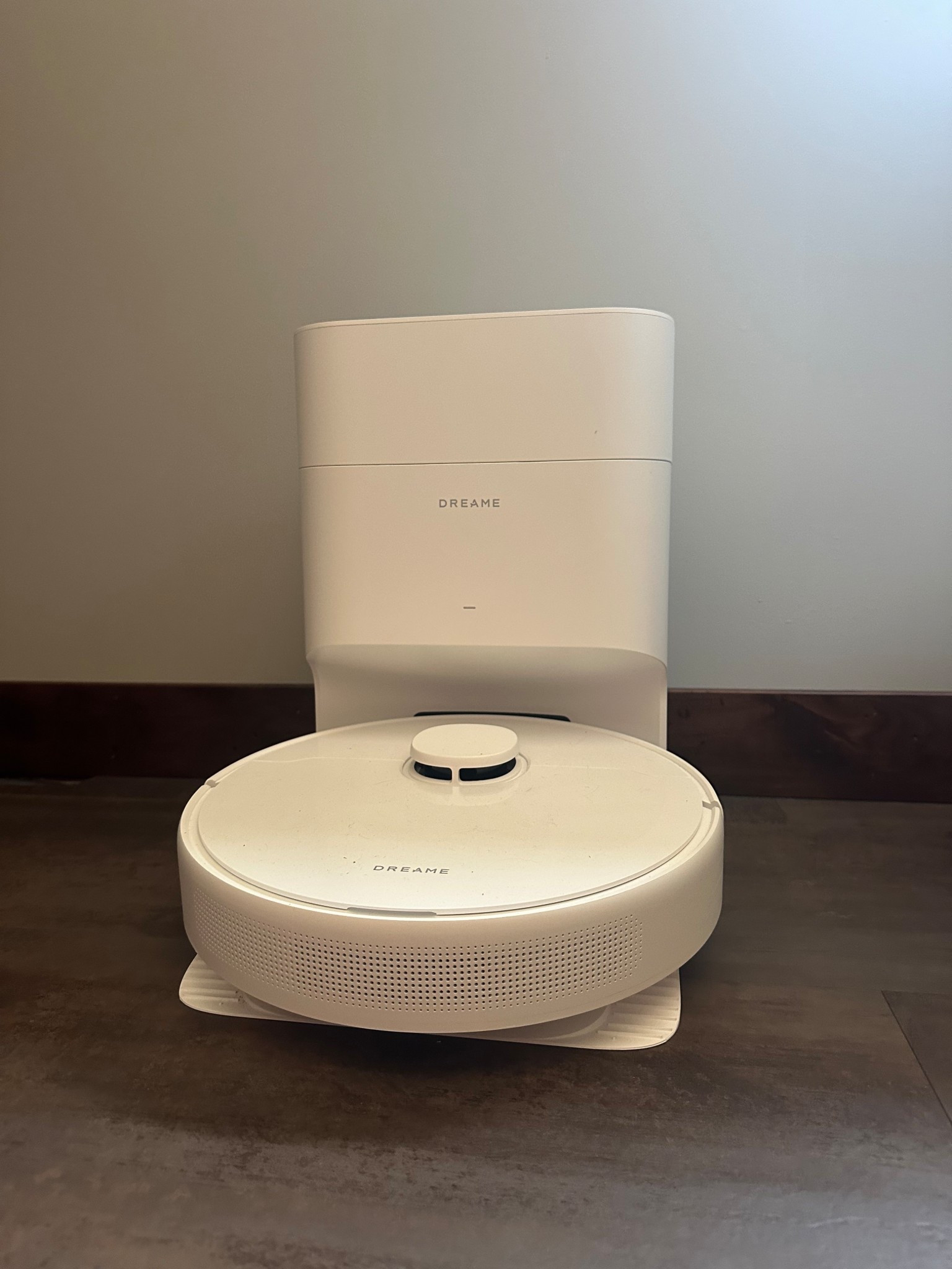 The best robot vacuum! And the price point is 😮‍💨 this helps keep the puppy hair at bay and doesn’t make me feel like I should constantly be cleaning!

#LTKPets #LTKHome