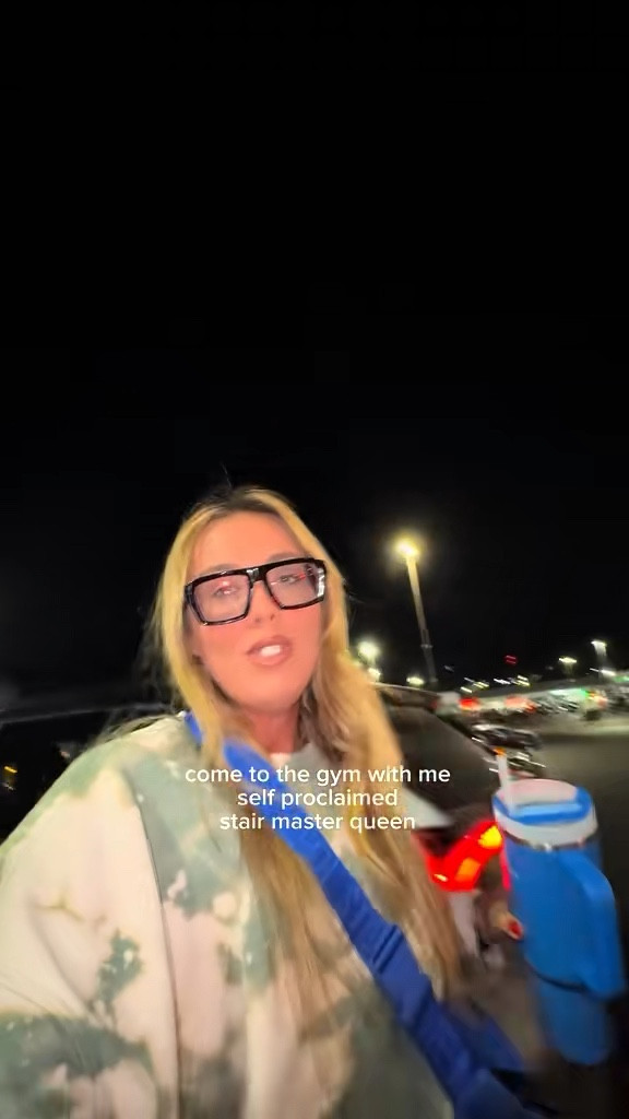 GYM VLOG 💜💜

#LTKvlog #LTKActive #LTKfitnessgoals