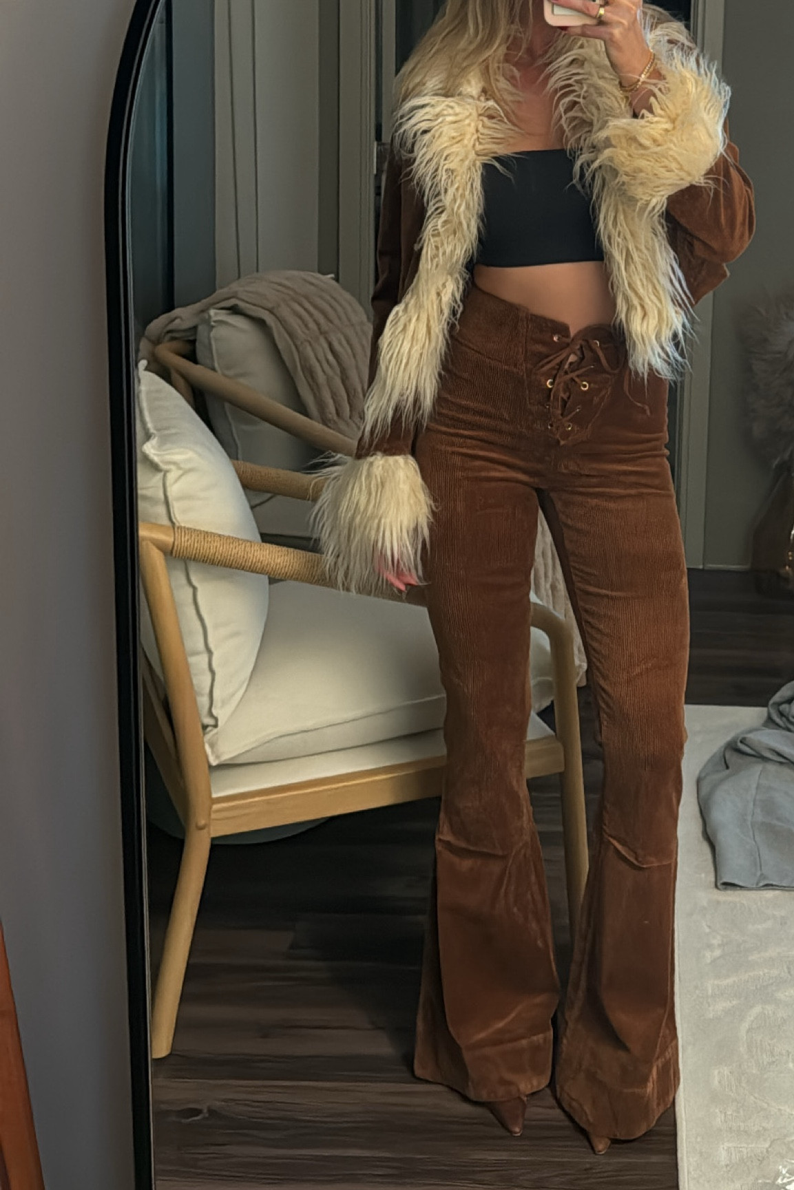 Mountain trip brown suede 
Revolve 
show me your mumu 
Tony Bianco

#LTKFallSale #LTKTravel #LTKSeasonal