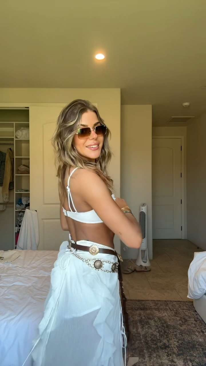 GRWM for Coachella Day 1✨ 

 

#LTKFestival #LTKStyleTip #LTKWatchNow