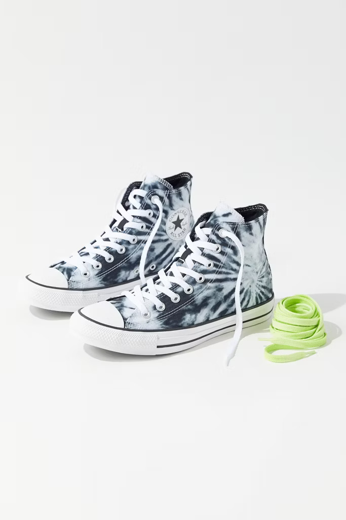 Converse Chuck Taylor All Star Tie-Dye High Top Sneaker | Urban Outfitters (US and RoW)