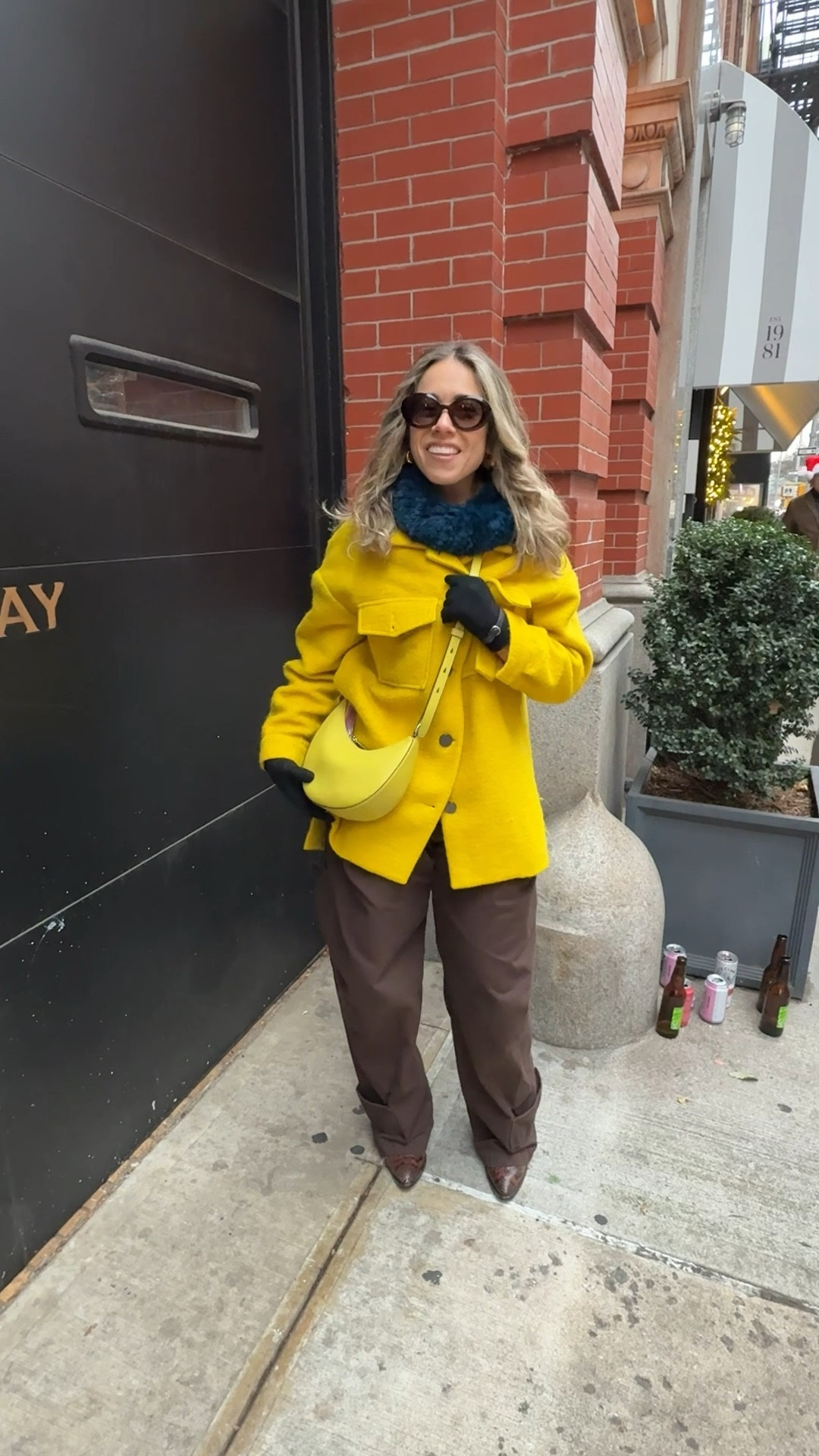 Dinner + a ‘Fit: Bar Mercer in SoHo, NYC

Jacket: Parisienne et Alors
Pants: Zara
Boots: Ash
Bag: Kate Spade
Scarf: Tory Burch
Sunglasses: Marc Jacobs

#LTKootd #LTKSeasonal #LTKdayinmylife