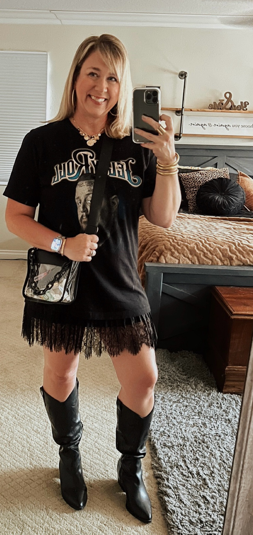 Easy concert outfit! 🖤

#LTKOver40 #LTKStyleTip #LTKFindsUnder50