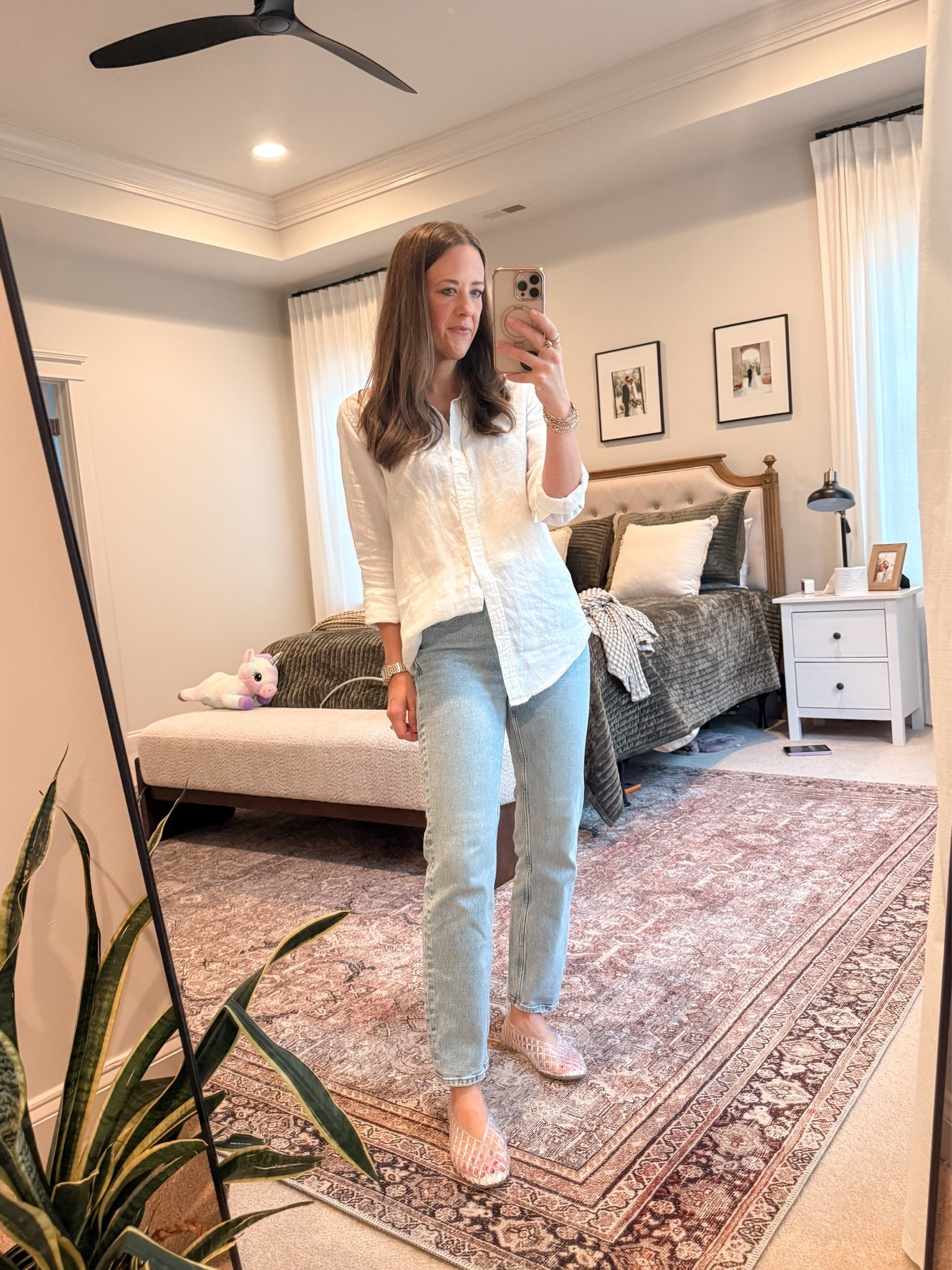 Casual chic with year-round basics 🤍

Quince linen button-down + Abercrombie straight-leg jeans + TKEES sandals. An easy elevated casual outfit for work, lunch, travel, or everyday.

Sizing: Quince linen button-down: S | Abercrombie jeans: 25R

Use my Quince code INFG-26LINENANDLIGHTCO10 for 10% off your first order.

#LTKStyleTip #LTKClassicStyle #LTKCapsuleWardrobe #LTKDenim

#LTKSeasonal #LTKgrwm #LTKootd