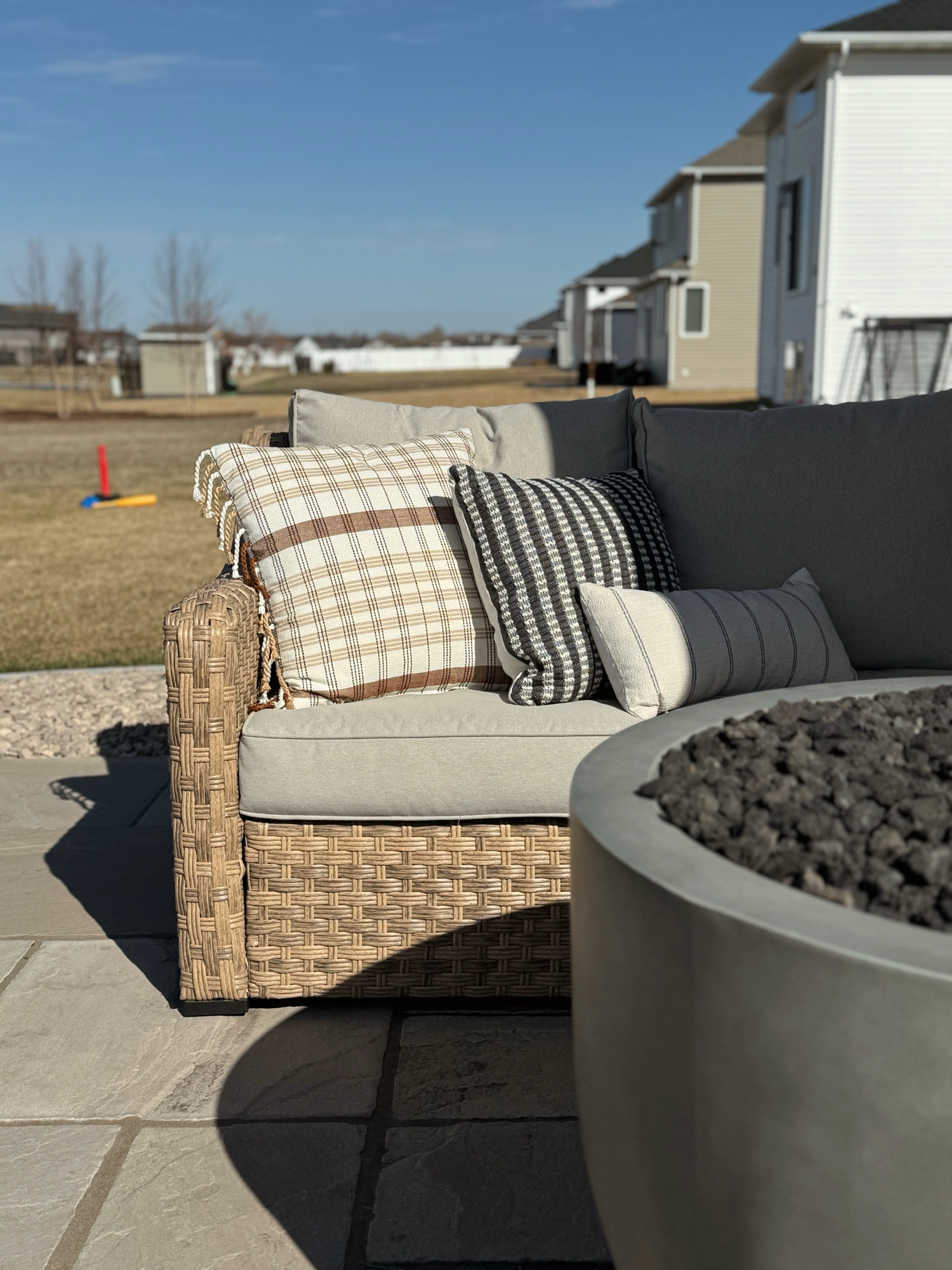 30% off outdoor pillows! Only a few more hours to save! Sale ends 4/13.

#LTKxTarget #LTKSeasonal #LTKsalealert