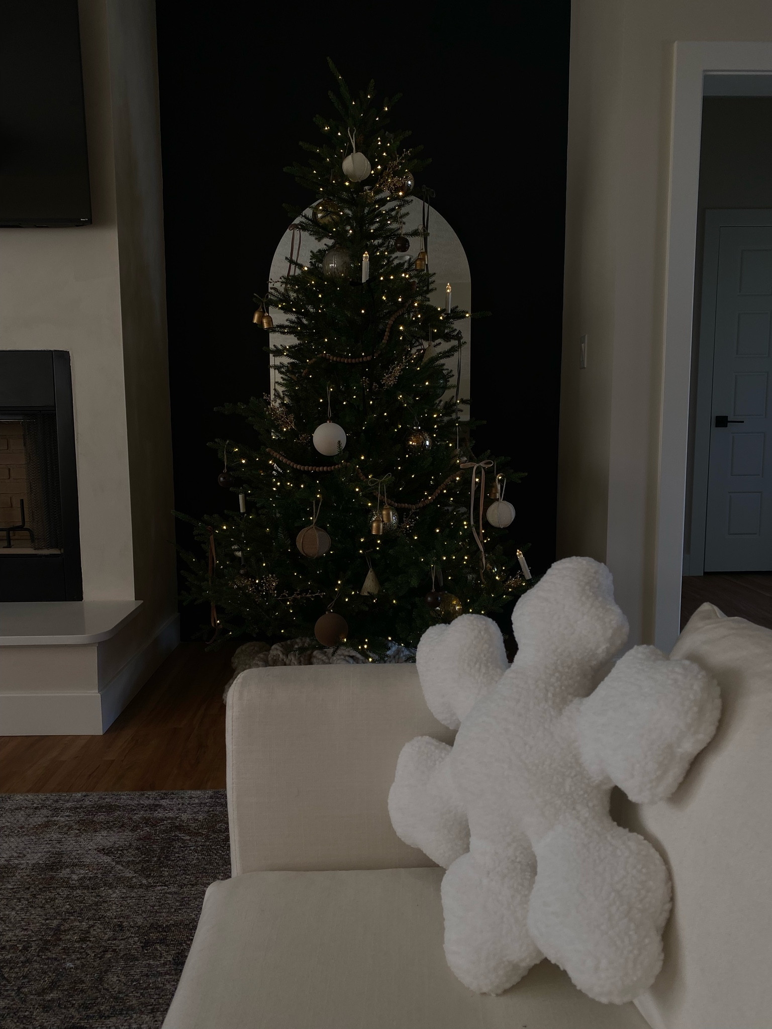 Earthly, Neutral & organic Christmas 🎄🤍

#LTKHoliday #LTKhome #LTKSeasonal