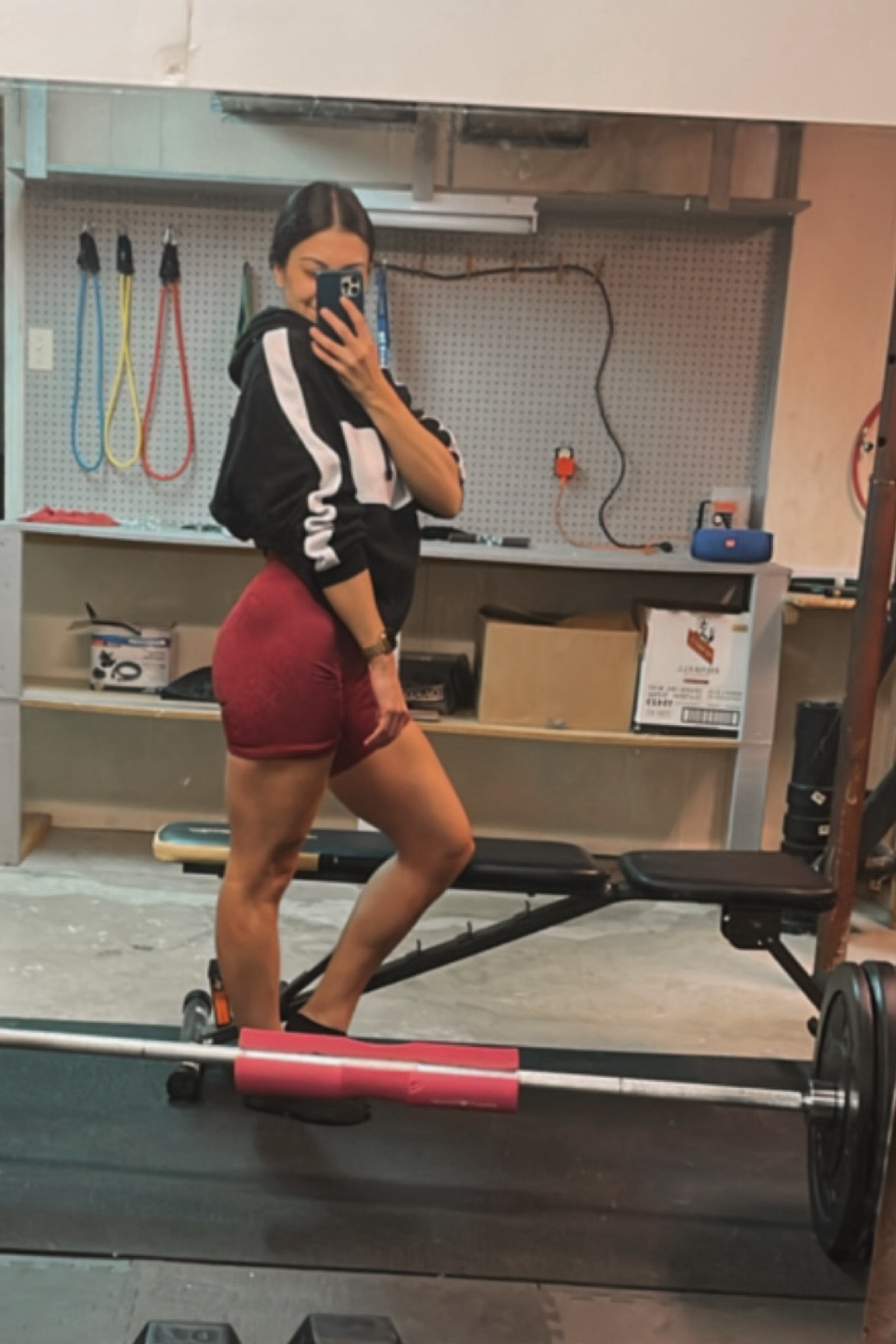 ‘Twas a leg day ❤️‍🔥 

Gymshark is also have a HUGE winter sale right now. My shorts are part of it but also will link a few other pieces I love and wear constantly.

#LTKGiftGuide #LTKsalealert #LTKfitness