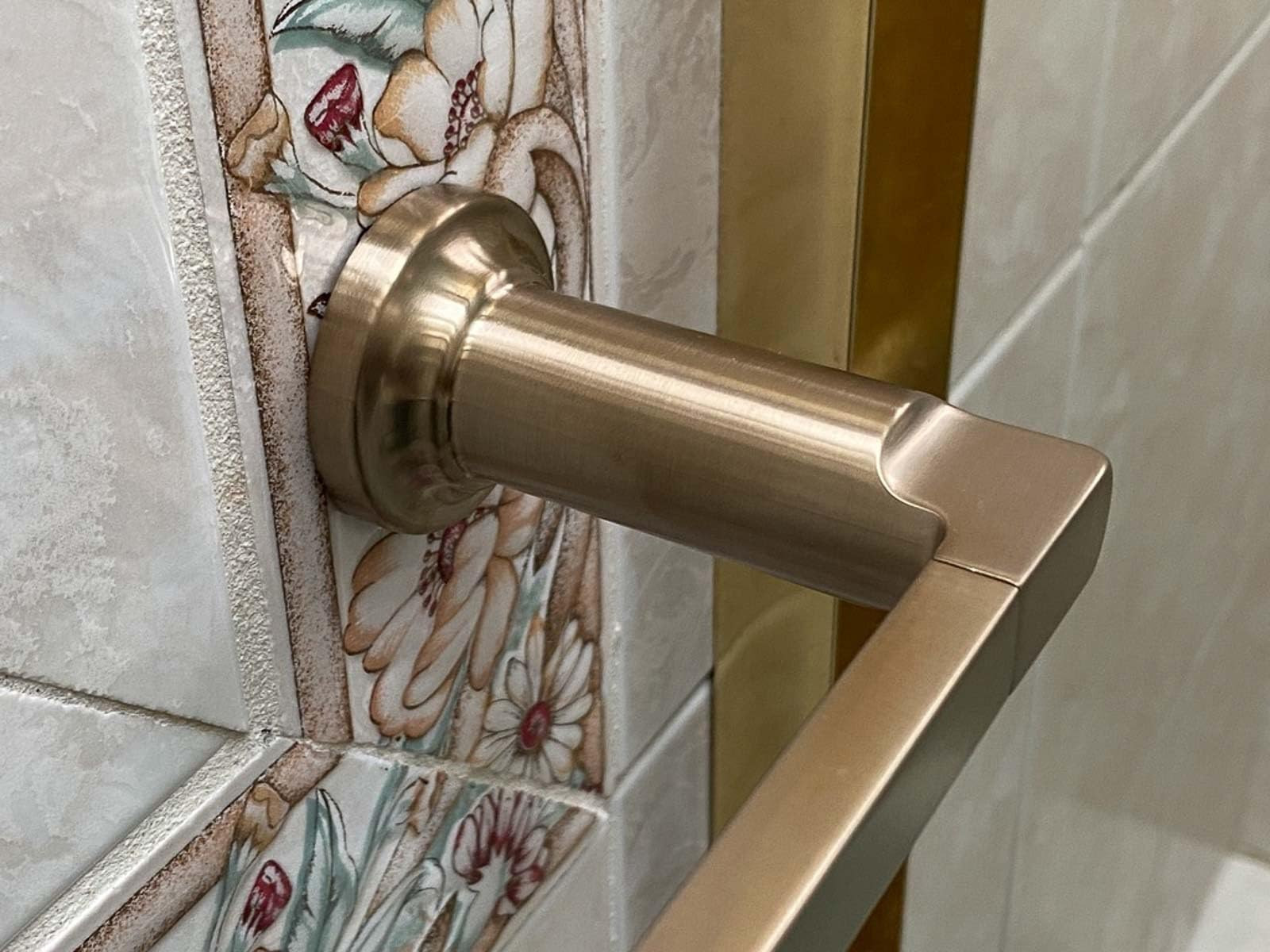 DELTA FAUCET 78924-CZ Tetra 24 in. Towel Bar Bath Hardware Accessory in Champagne Bronze | Amazon (US)