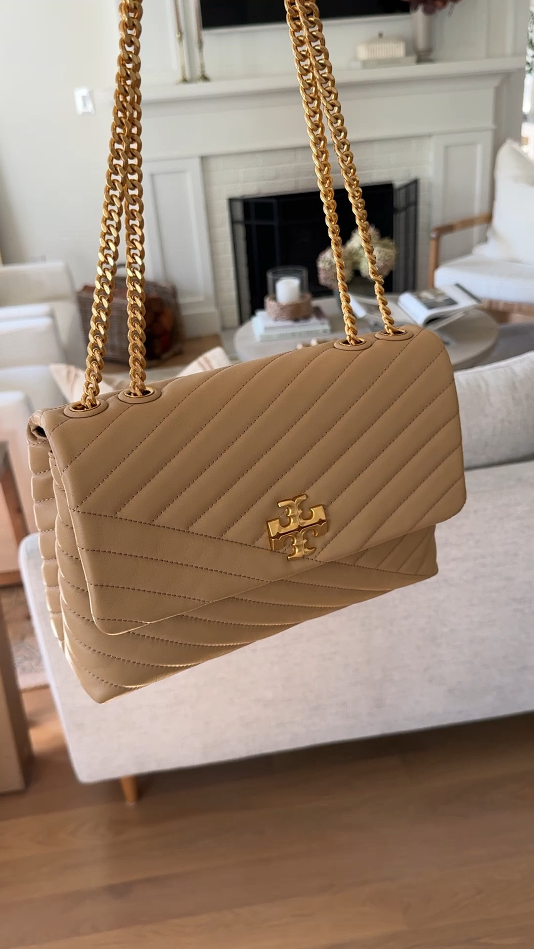 30% off!!!! There is only a few left! Love the classic warm neutral color, classic gold chain and buttery soft leather of this Tory Burch Kira bag! On sale!

#LTKStyleTip #LTKSaleAlert #LTKWorkwear