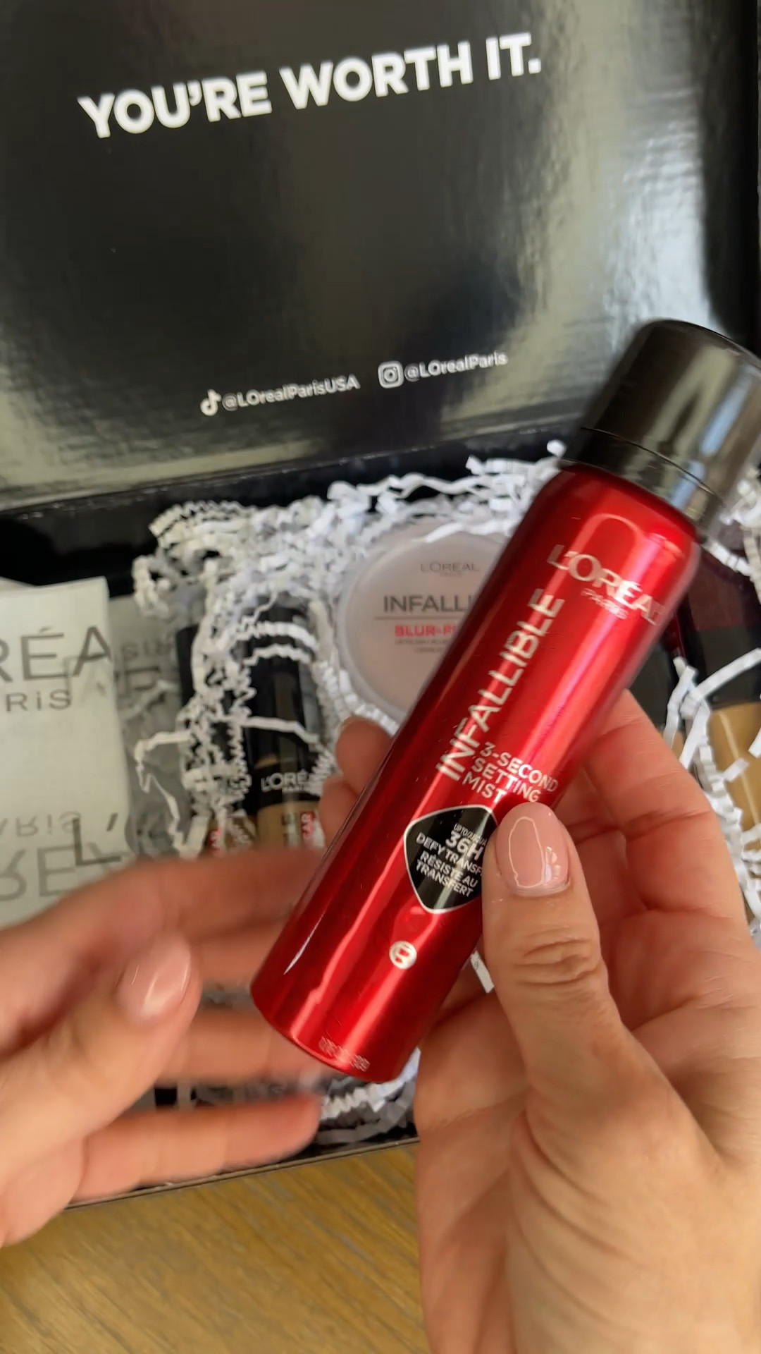 Unboxing L’Oreal Infallible Longwear Routine 💄

Step 1: Longwear Foundation (my shades are 482 & 490)
Step 2: Longwear Concealer (shades 380 & 385)
Step 3: Longwear Powder (translucent light & med-deep)
Step 4: Setting Mist

Going to put together a full trial video for you next week! ❤️

#makeupworthsetting #giftedbyloreal

#LTKBeauty #LTKFindsUnder50