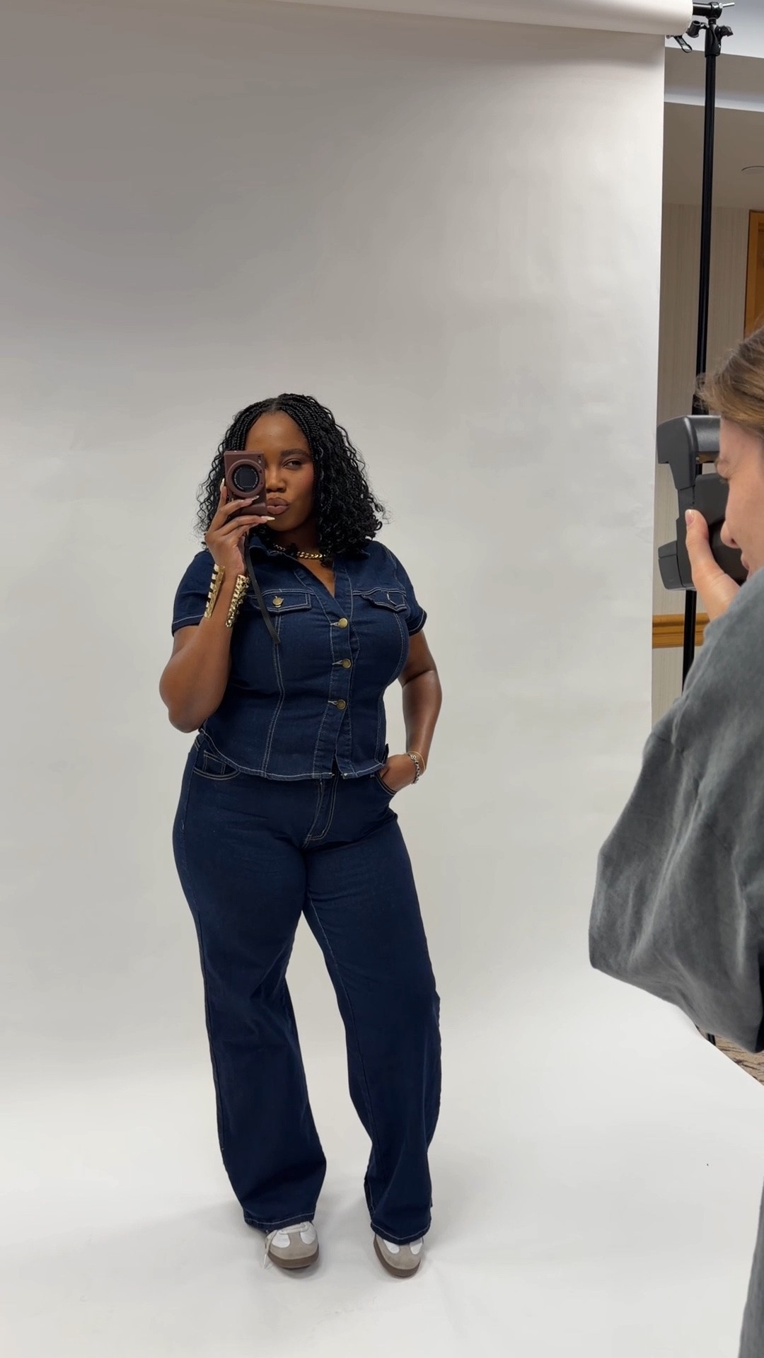 I’ll never say no to a photoshoot session 💙👖

#LTKcanada #LTKstyletip #LTKjeans