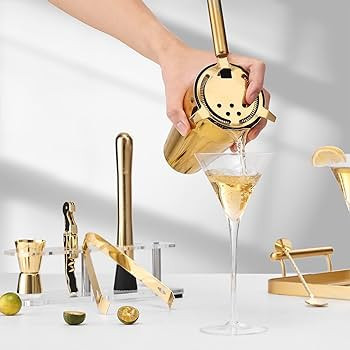 Btuqbu Cocktail Shaker Set with Arcylic Stand, Mixology Bartender Kit for Drink Mixing | Mixology... | Amazon (US)