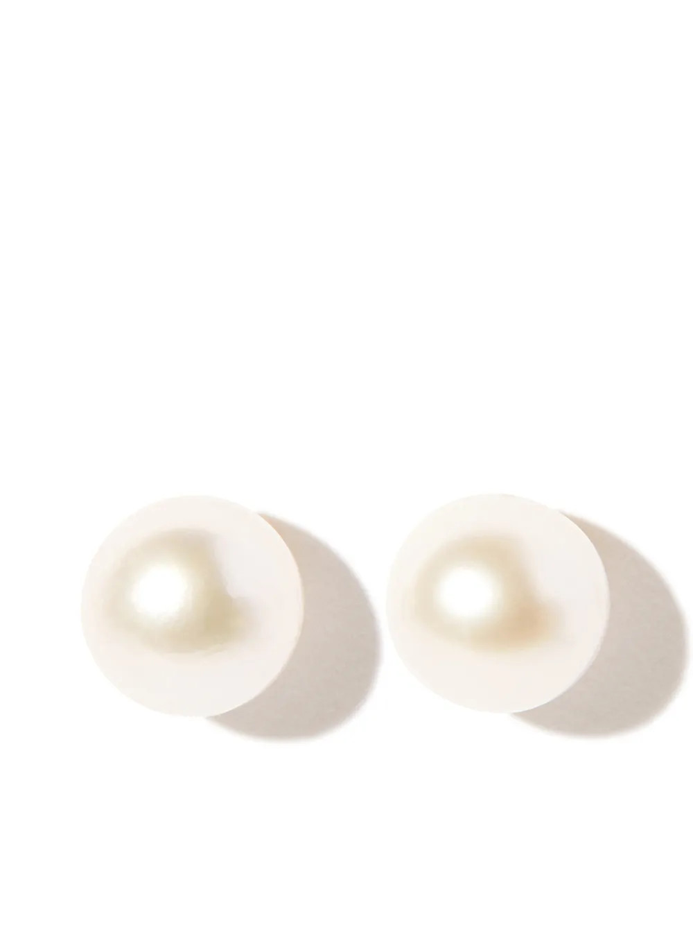 Mizuki 14kt Yellow Gold Freshwater Pearl Stud Earrings - Farfetch | Farfetch Global
