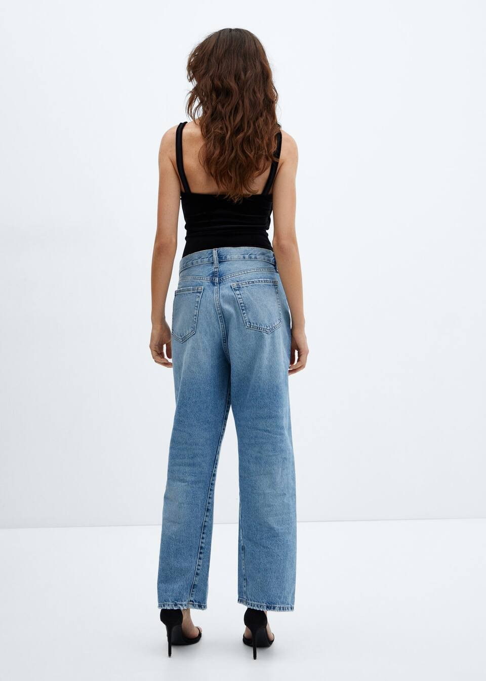 Party and events for Women 2023 | Mango United Kingdom | MANGO (UK)