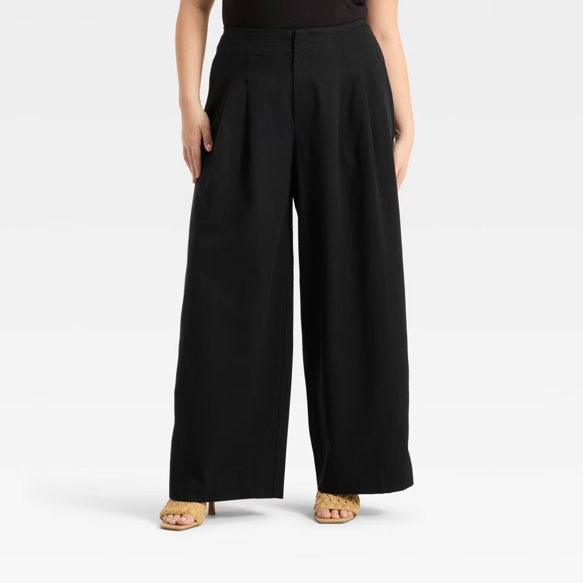 Women's High-Rise Relaxed Fit Wide Leg Pleated Linen Trousers - Future Collective | Target