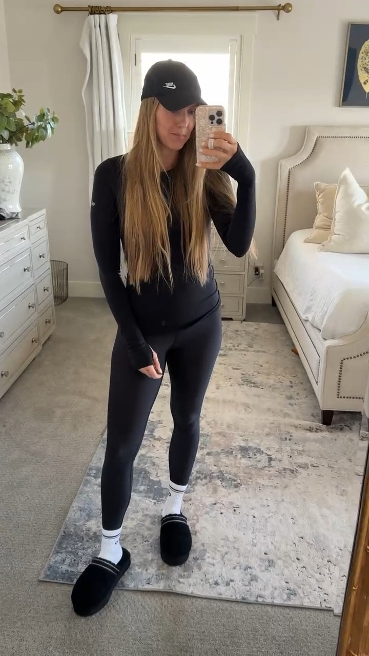 I found the best layering pieces!! These are perfect if you live in cold areas! You will totally want to add these staples to your wardrobe!!

True to size.

OOTD / Fashion / Budget / Everyday Wear / Winter / Work Outfit / Layering / Style / Affordable / Comfort / Denim / Warm Outfit / Casual Outfit / Alo 

#LTKFindsUnder100 #LTKWorkwear #LTKFindsUnder50