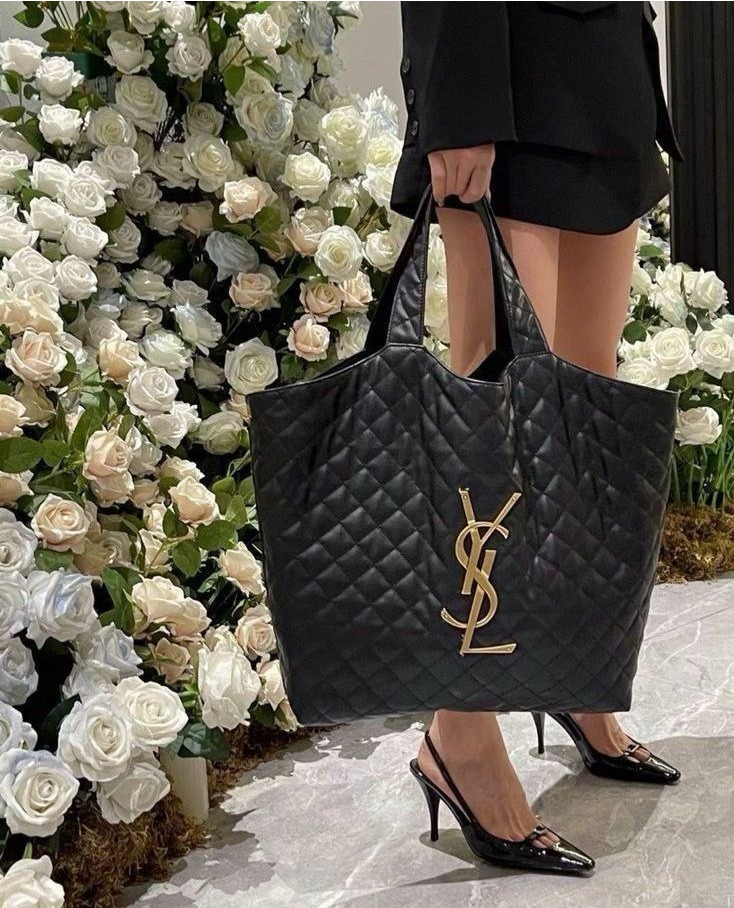 Maxi Bolsa, Inspiração de luxo que cabe no nosso bolso. 

#LTKbrasil #LTKwinter #LTKstyletip