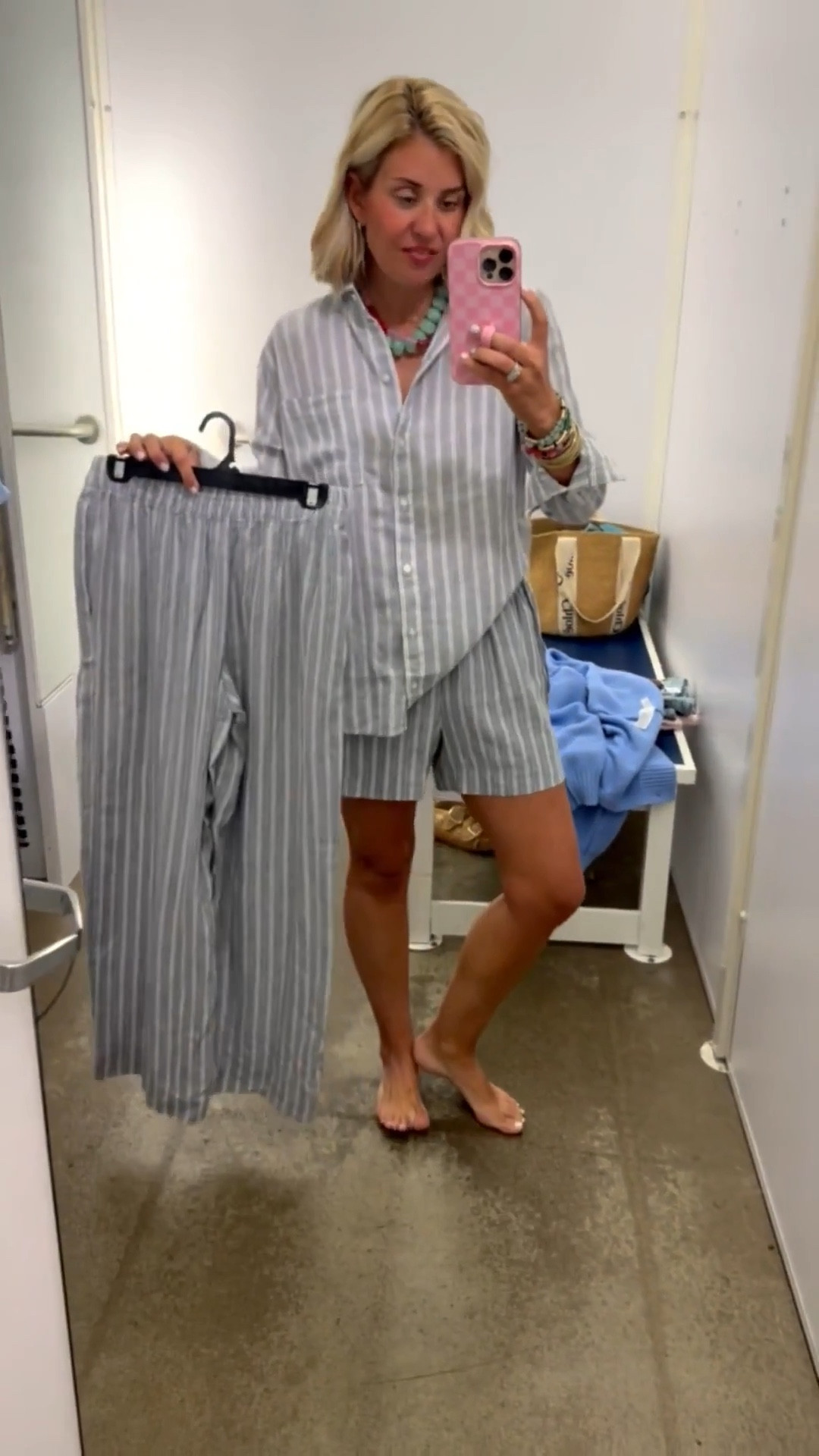 I’m a sucker for a set & these stripes are such a yes! 
Top - xs 
Shorts - small 
Pants - xs
*Use my Loopy code mixandmatchmadness 
*Use my A+B code Catherine20

#LTKSaleAlert #LTKSeasonal #LTKstorytime