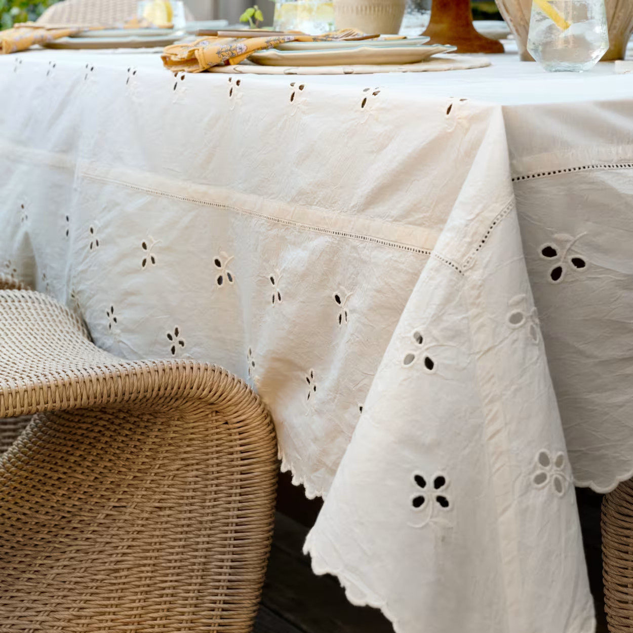 Antique White Eyelet Tablecloth | Magnolia