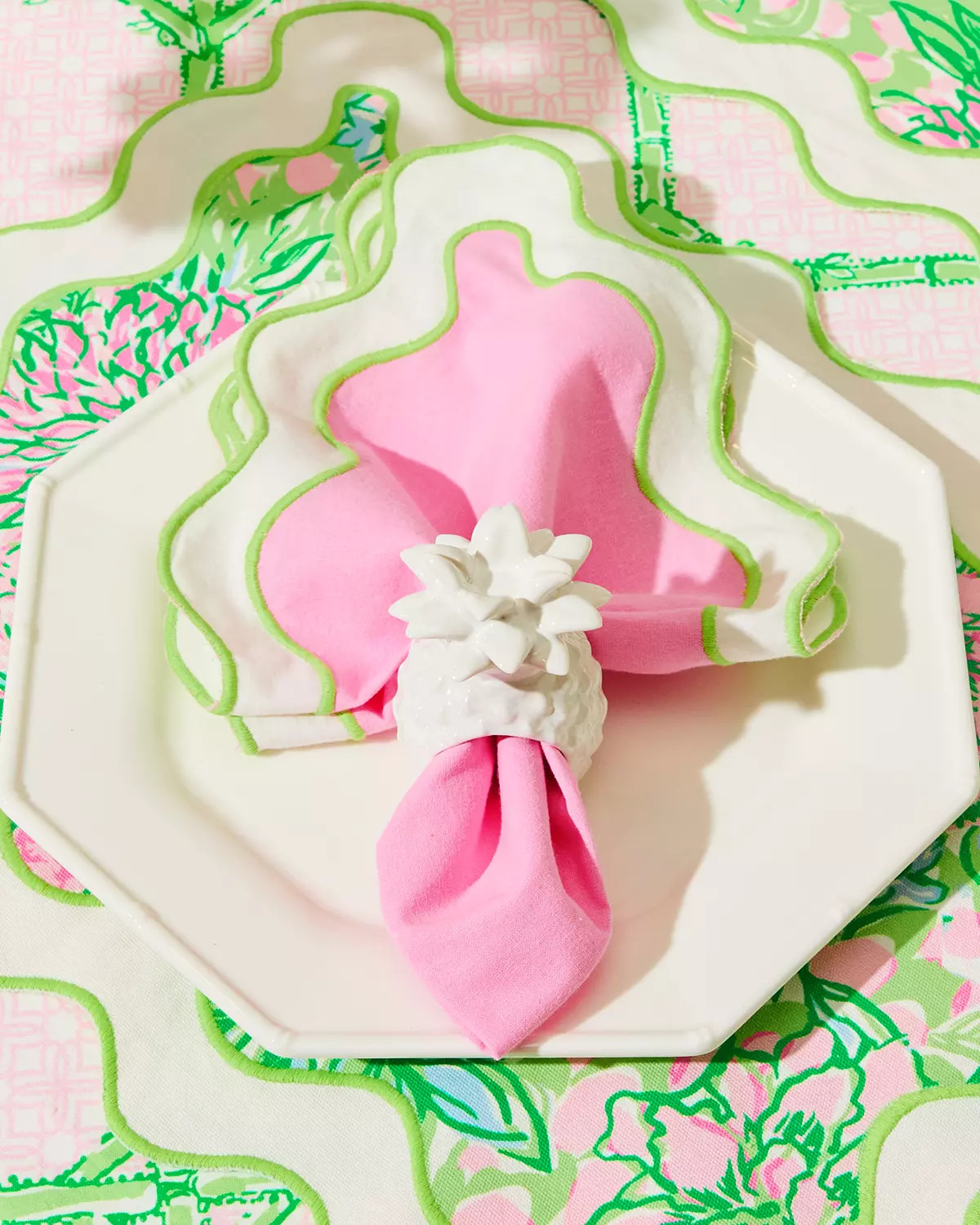 Scallop Dinner Napkins | Lilly Pulitzer