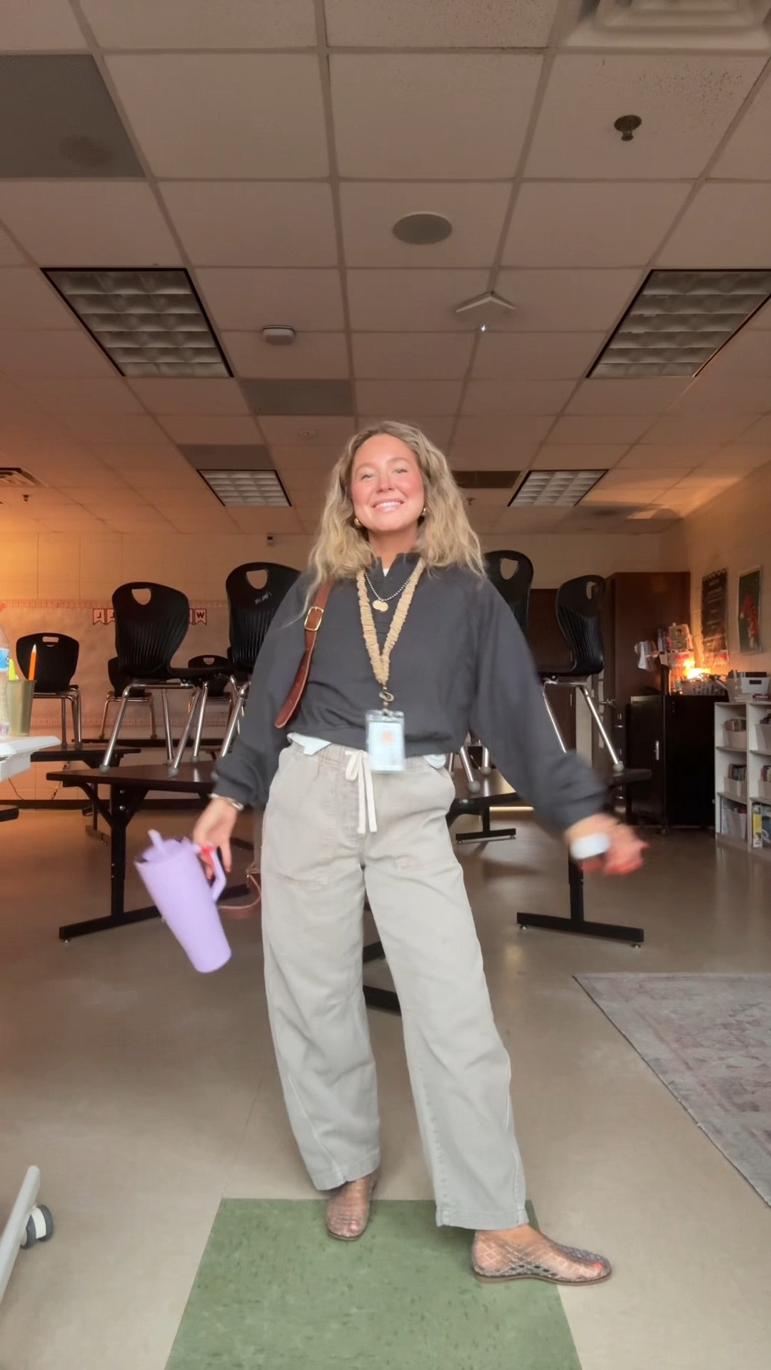 Linked similar bc I couldn’t find the pants but they’re gap!! Wearing small sweatshirt and my code with meanwhile is HANNAHB15

#LTKWorkwear #LTKootd