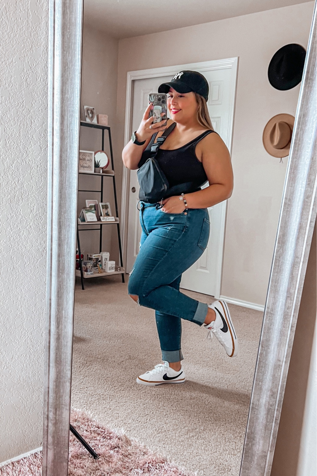 Casual weekend outfit 🖤

#LTKunder50 #LTKstyletip #LTKSeasonal