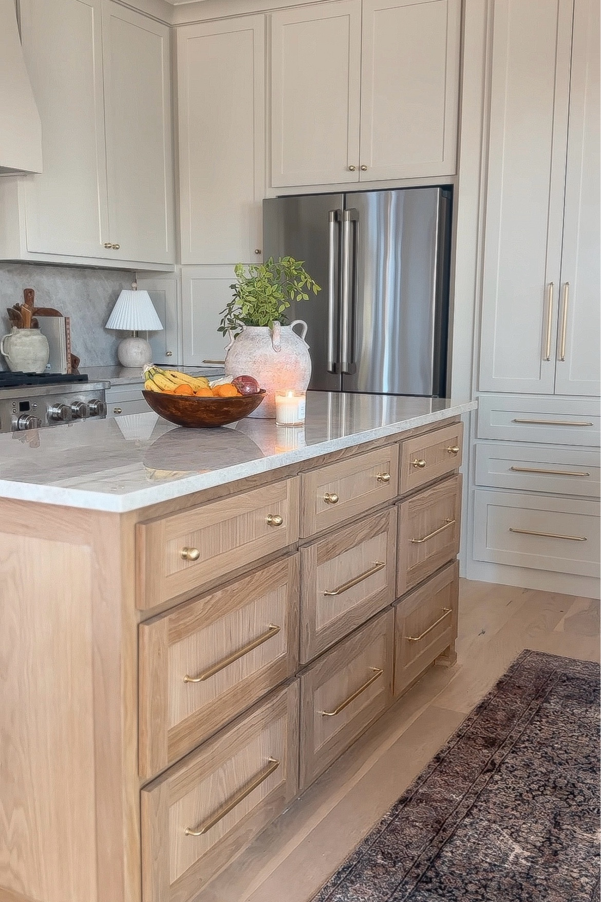 So many of my kitchen favorites (island vase, utensil holder, runner) are all from @wayfair! You can shop up to 60% off (with fast shipping 🙌) for their End of Year Clearance sale! This is the Morgan runner in Denim/Multi, but linking another fave option for you too (that I have in my living room!)  #wayfair #wayfairpartner

#LTKSaleAlert #LTKHome