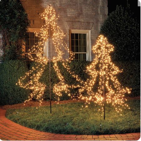 Christmas tree | Christmas decorations | Christmas decor |outdoor Christmas decor

#LTKhome #LTKHoliday #LTKSeasonal