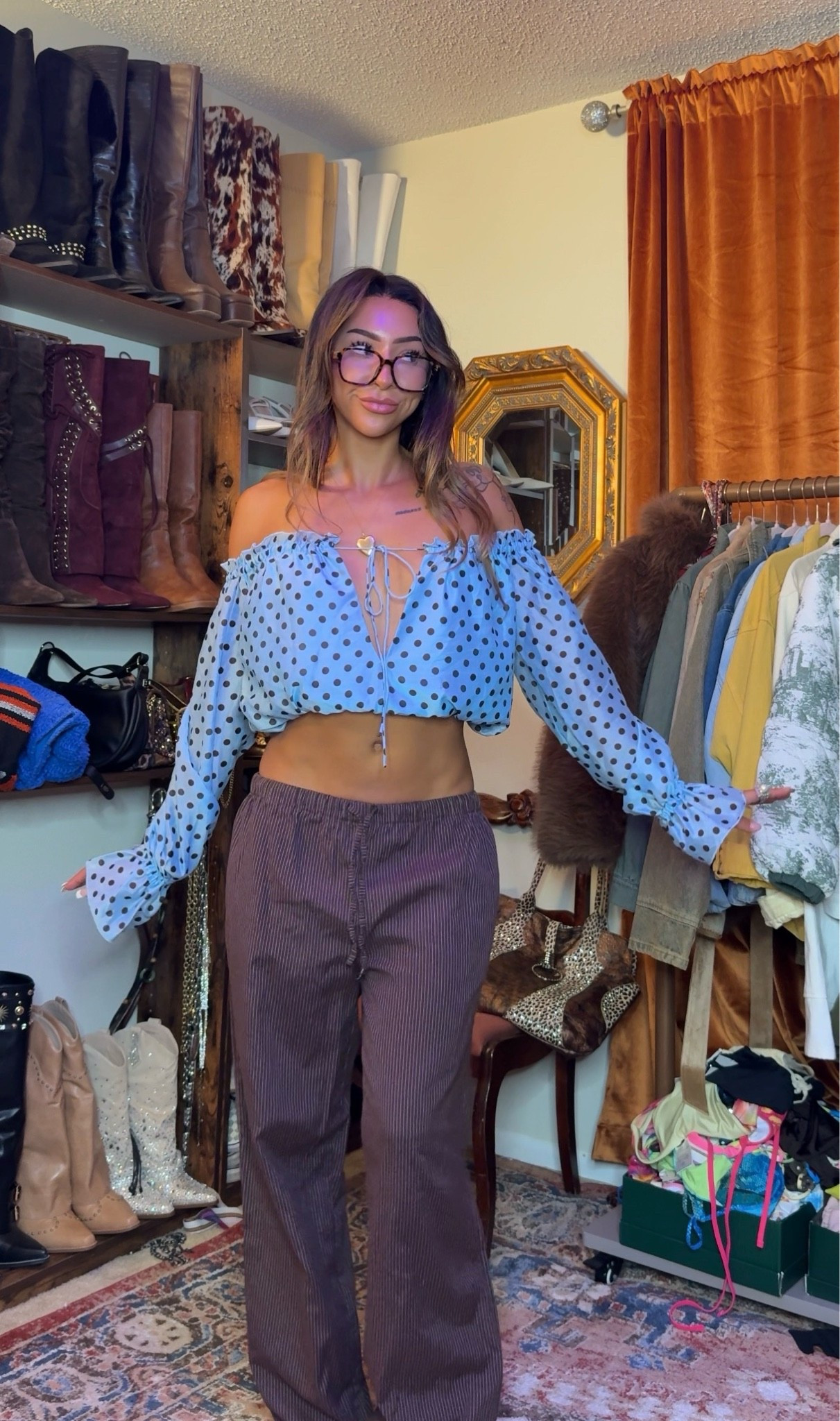 comfy everyday fall outfit 🫐🍂☁️ the pants I linked are the correct pair, just sift through the colors til you find the “striped coffee” ones! x