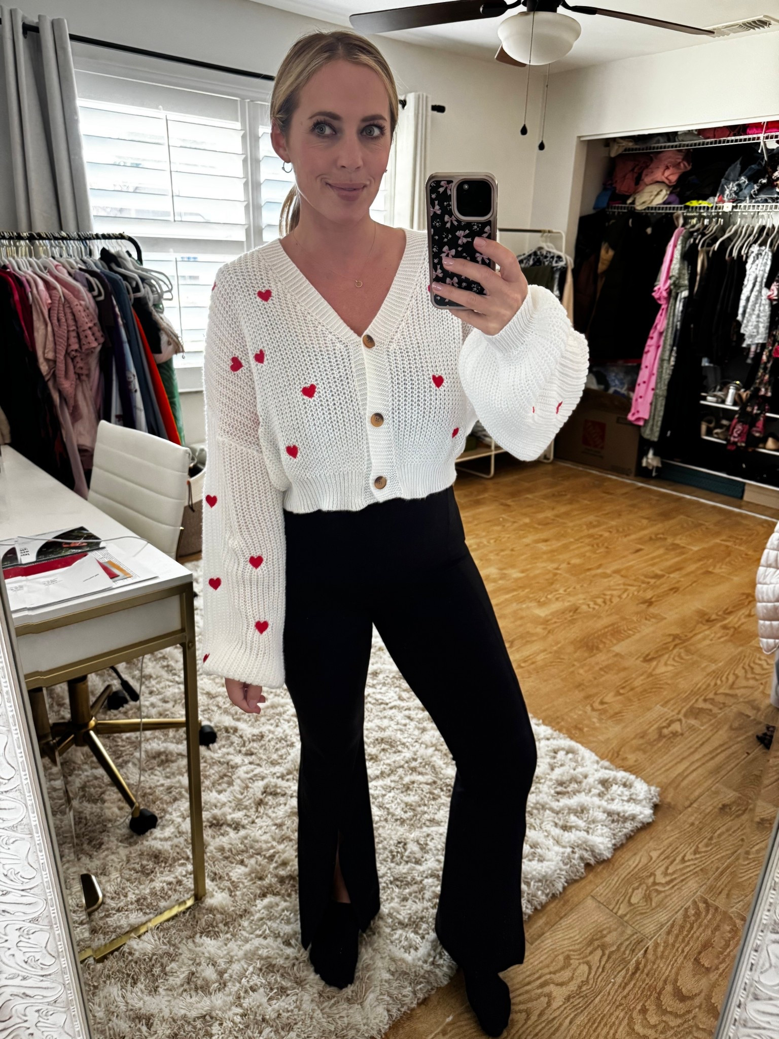 Valentine’s Day sweater 

#LTKSeasonal #LTKValentine #LTKMidsize