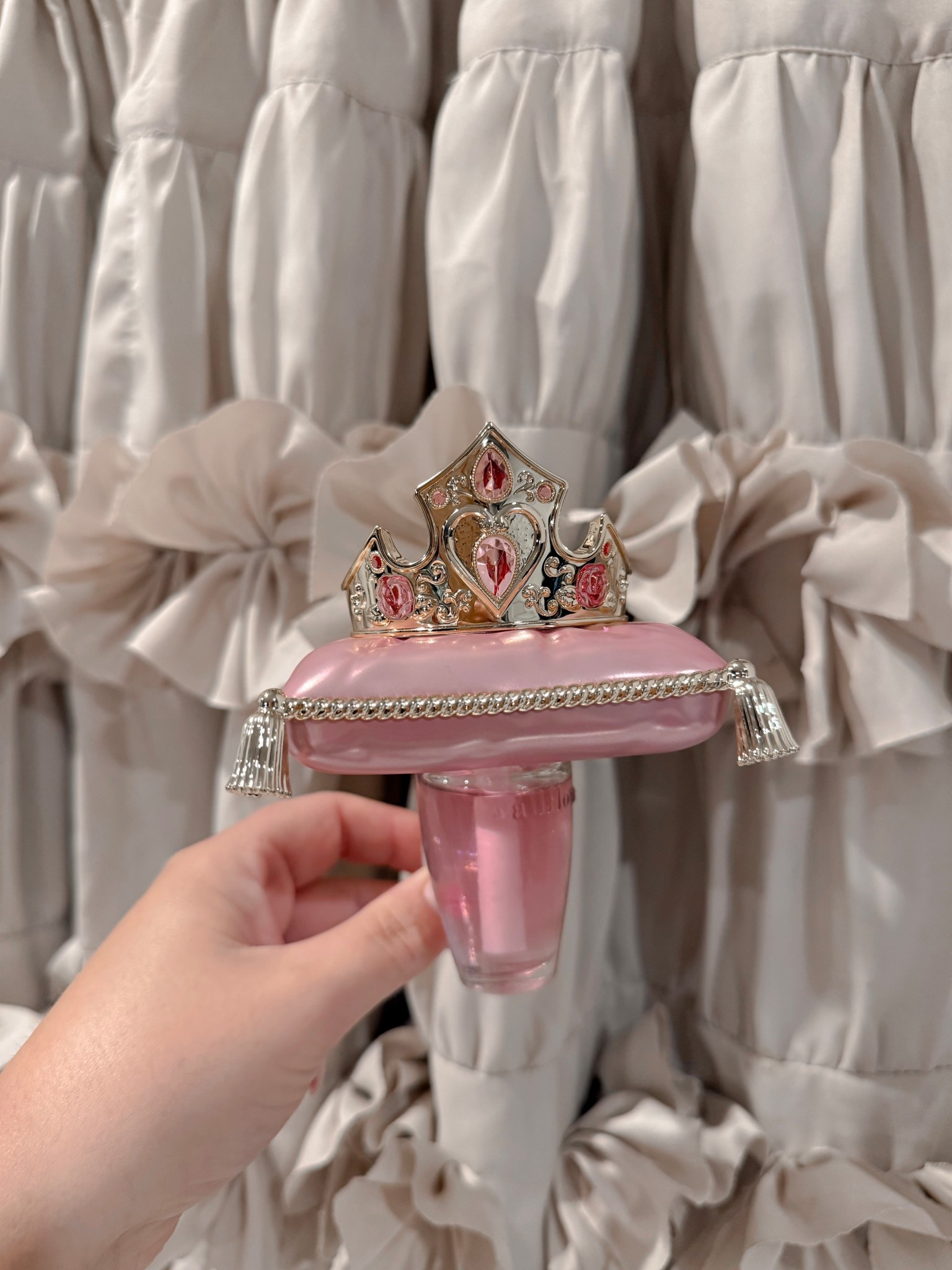 #aurora #princess #scent #bathandbody

#LTKHome #LTKvlog #LTKdayinmylife