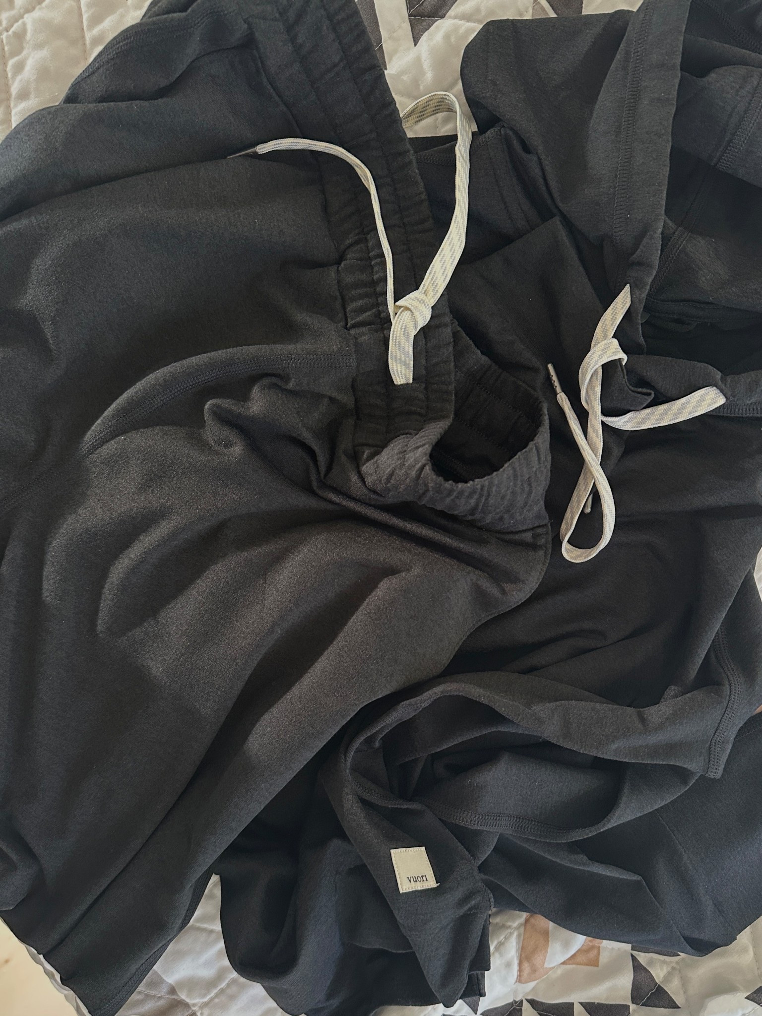 Vuori officially added to the closet. Feels right as a mom of littles to level up the child wrangling attire  