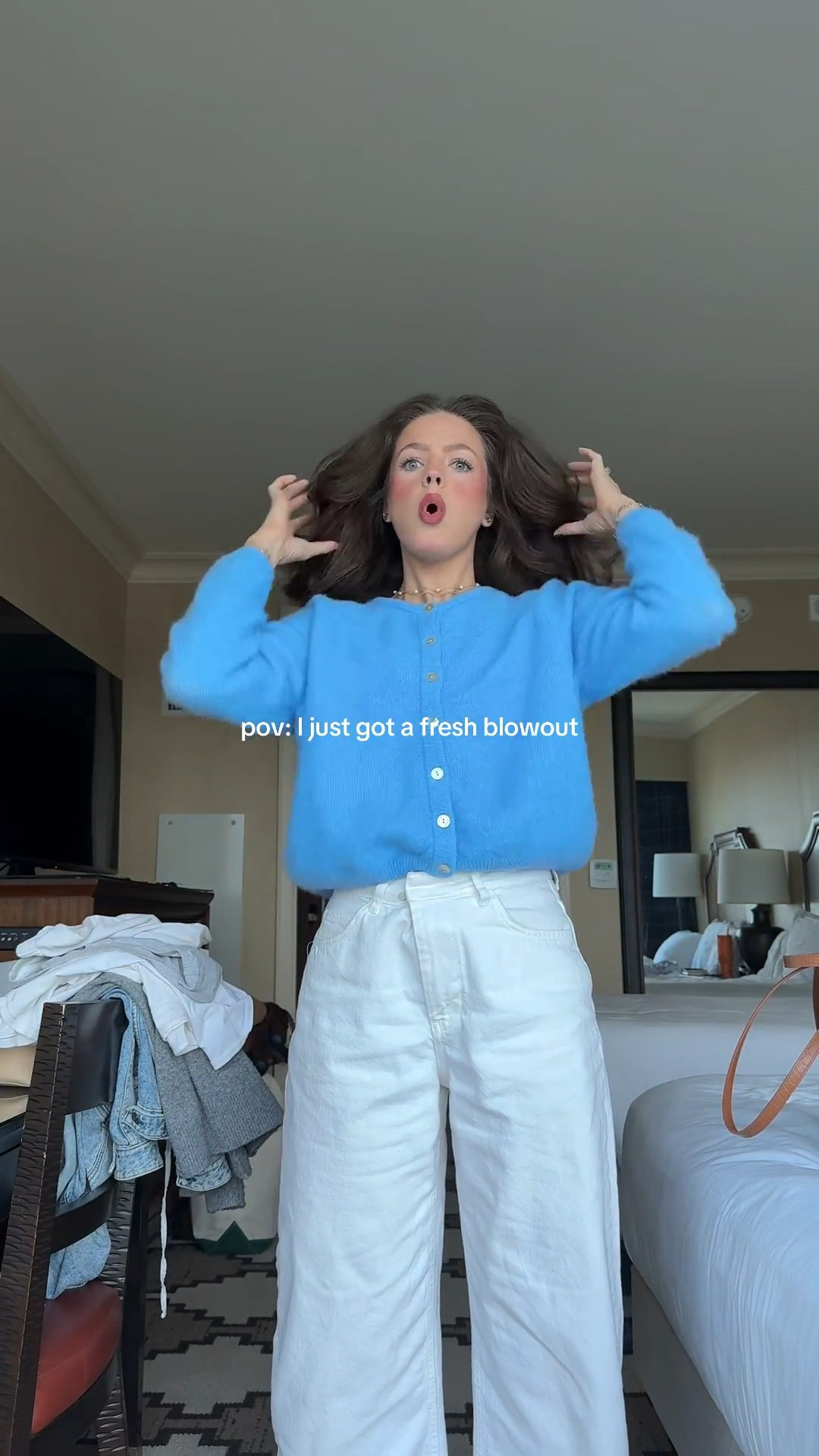 Linking my go to hair tools for the perfect blowout! Use code KARLEEREA for free shipping
Sweater is American Vintage, jeans are Zara, shoes are Amazon 

 

#LTKWorkwear #LTKFindsUnder100 #LTKBeauty