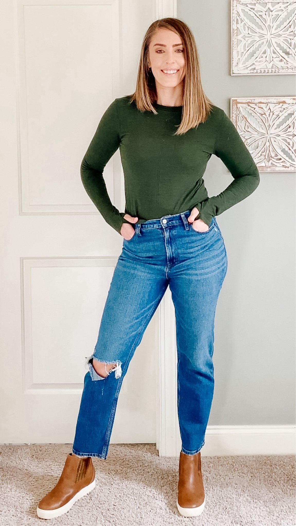 These Abercrombie ankle jeans are so comfy and stylish! They’re on major sale now! 

Abercrombie ankle jeans | ultra high rise ankle jeans | distressed ankle jeans | yellow box shoes | yellow box boots | Yellow box shoes | Abercrombie | tall girl fashion | size 6 fashion | size 6 | size 8 fashion | size 8 | Tall girl outfit | tall girl fashion | midsize fashion size 8 | midsize | tall fashion | tall women | winter outfit ideas | casual cute outfits | fashion over 35 | colorful koala | old navy fashion | Abercrombie & Fitch 

#tallwomenfashion #tallgirlfashion #runningerrands

Top - M
Jeans - size 29 Long
Shoes - 11

#LTKstyletip #LTKmidsize #LTKsalealert