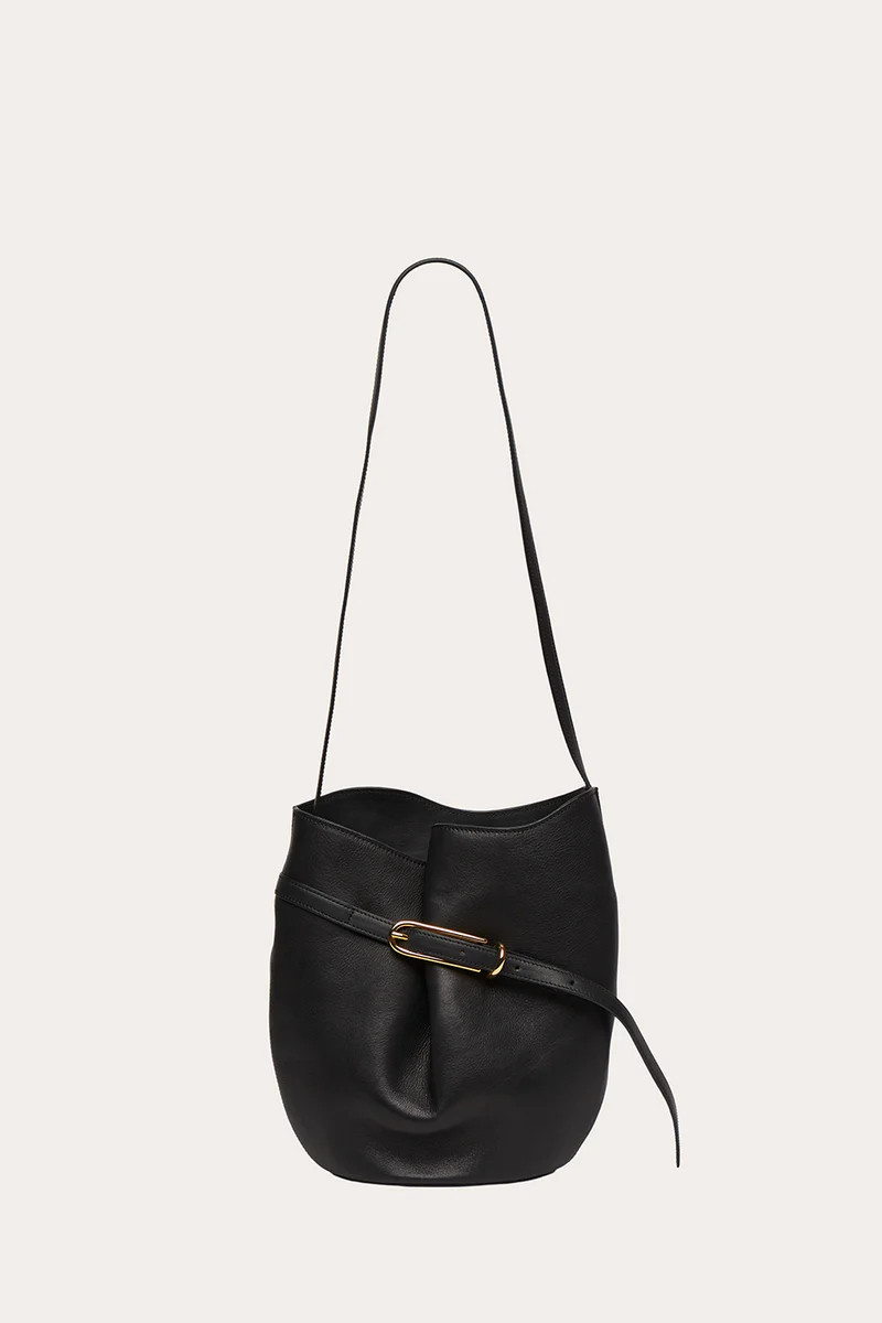 Belted Bucket Bag Black | LITTLE LIFFNER