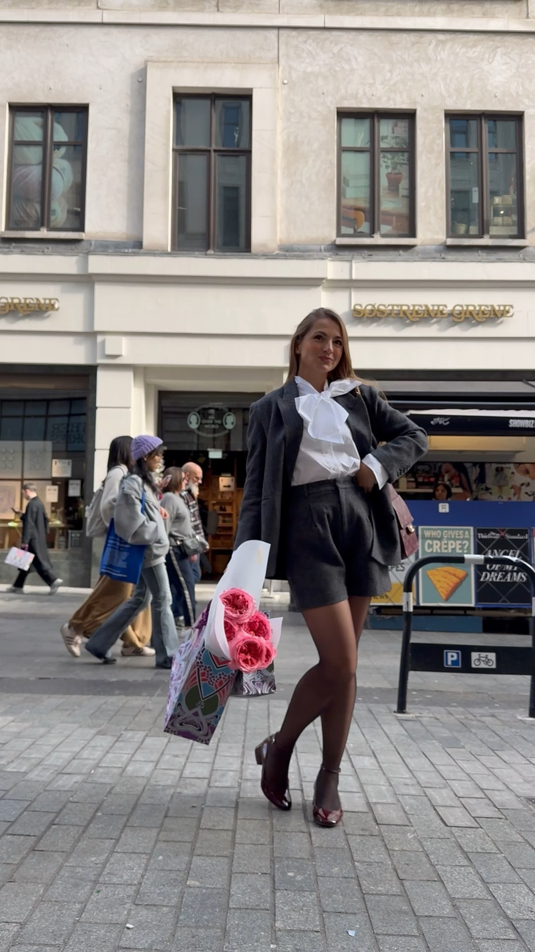 Obsessed with this gorgeous yet practical suiting in the softest washable wool 🤩 And let’s not forget out the statement blouse, shall we 😍

#LTKautumn #LTKworkwear #LTKeurope