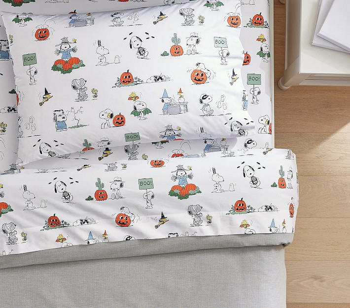 Peanuts® Snoopy® Trick-or-Treat Glow-in-the-Dark Sheet Set & Pillowcases | Pottery Barn Kids