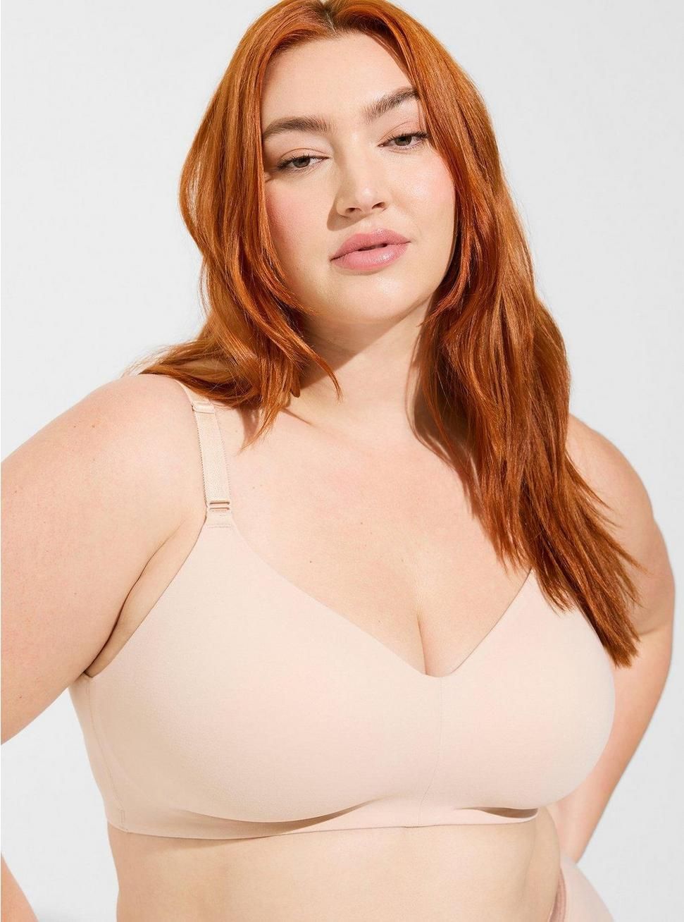 Everyday Wire-Free Lightly Lined Smooth 360° Back Smoothing™ Bra | Torrid (US & Canada)