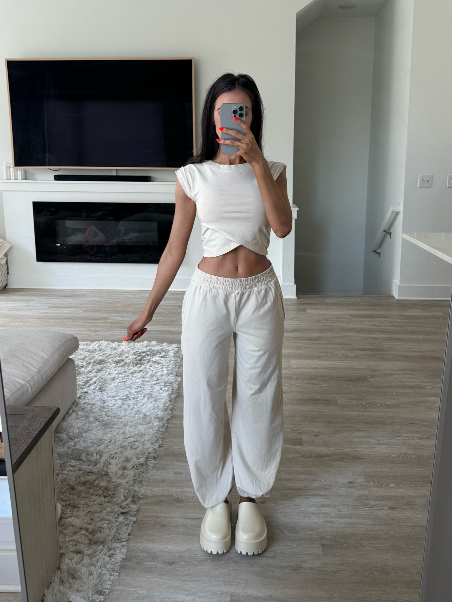 Finally got the Golden Hour Set from free people and loving it ☀️⏳ 

Golden hour set, hot shot cross over set, free people set, free people movement, two piece set

#LTKStyleTip #LTKSummerSales #LTKSeasonal