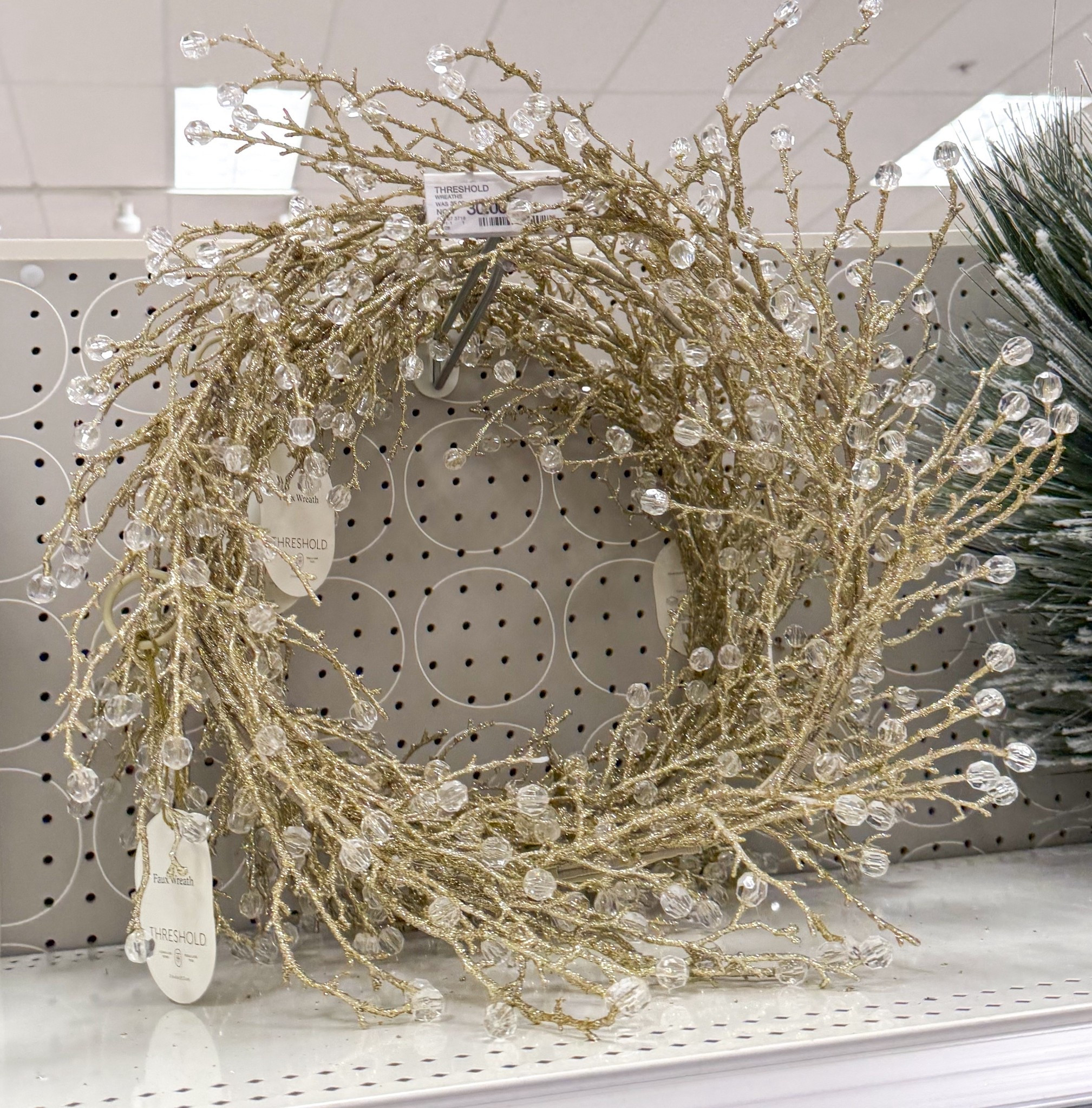 Pretty shimmery wreath on sale 

#LTKHome #LTKSaleAlert #LTKHoliday