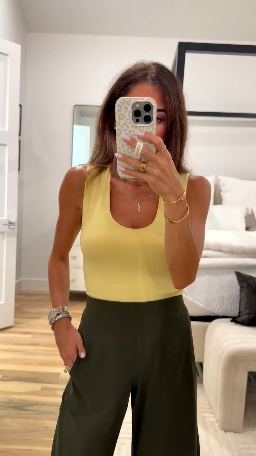 Double lined seamless top size s fall outfit

#LTKSaleAlert #LTKPetite