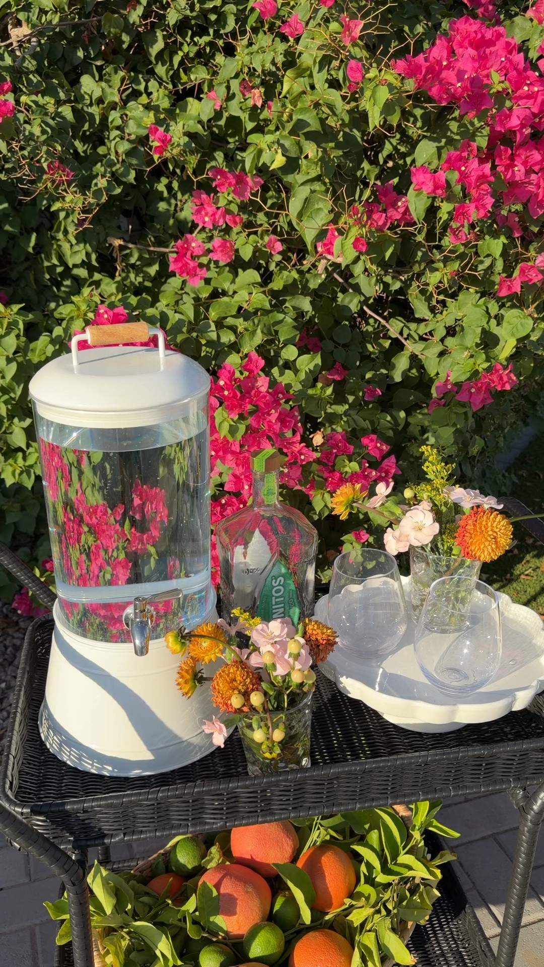 Hydration Station 💦 

With the temperatures warmer up throughout the States this week, make sure you are staying hydrated, I'm sharing this cute styled water station 🍊🙌🏻

#LTKSeasonal #LTKHome #LTKActive