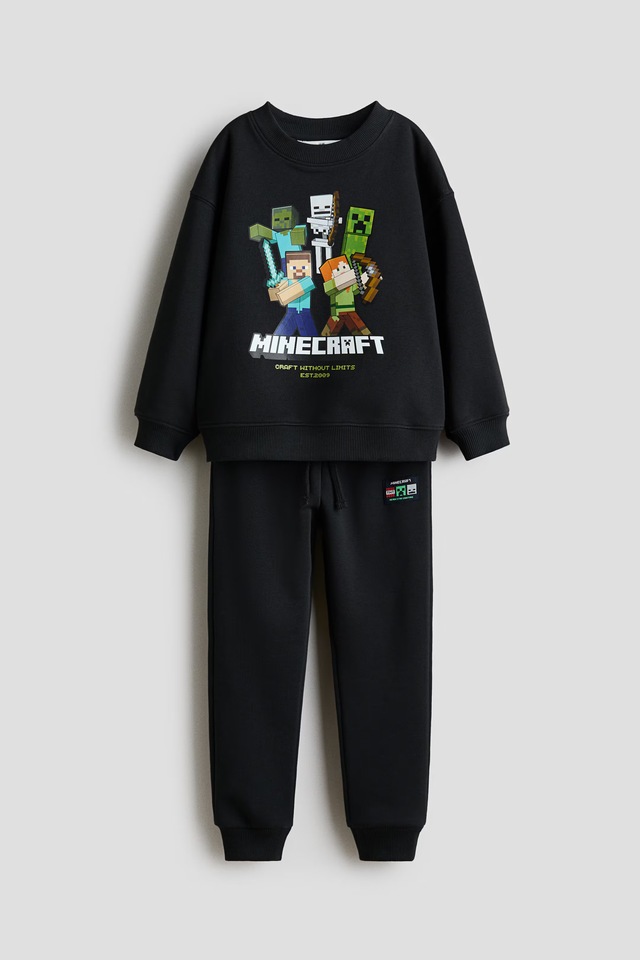 2-piece Printed Sweatsuit | H&M (US + CA)