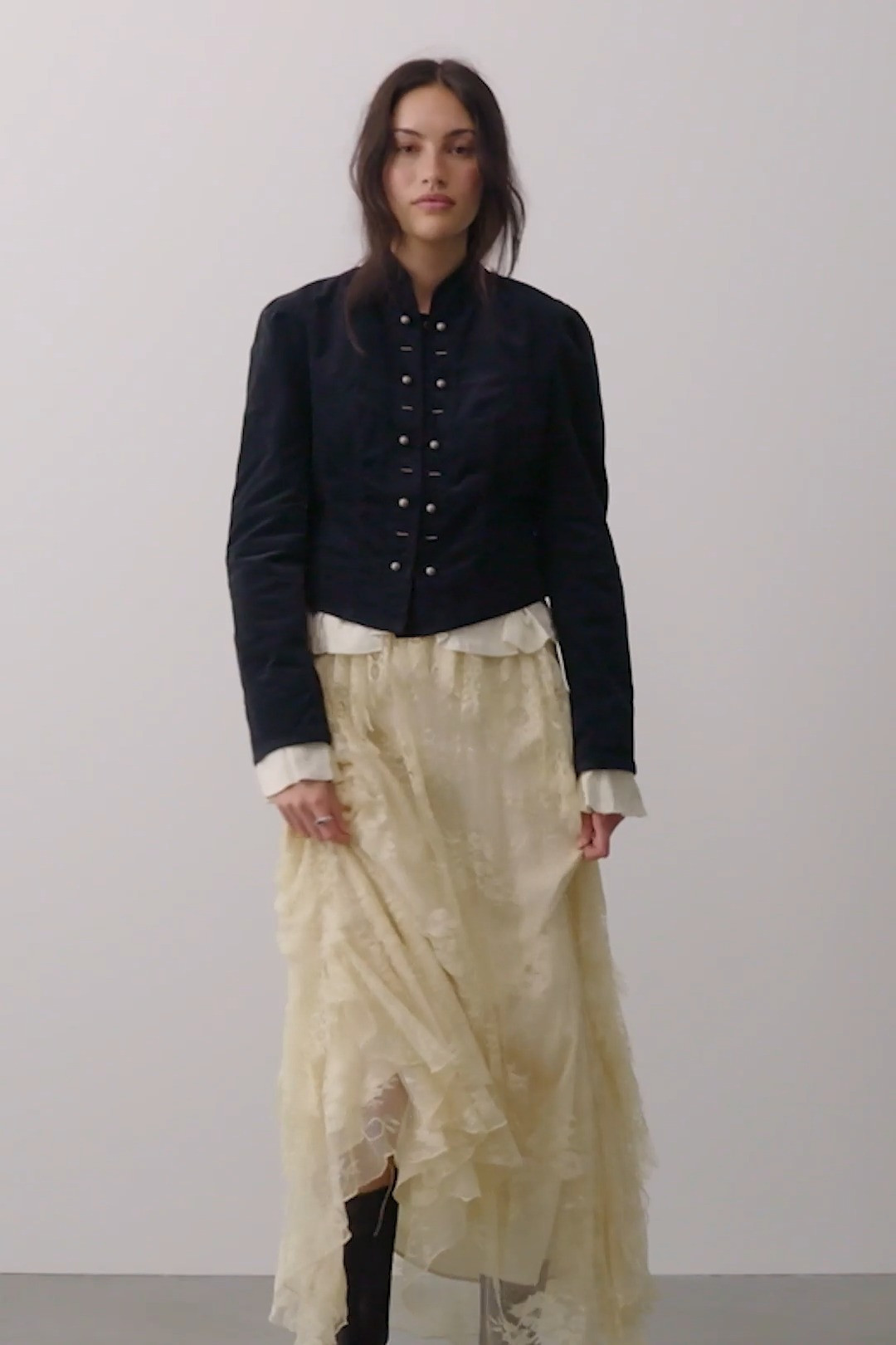 This fall edit just made getting dressed SO easy 🤍🍁 Free People nailed it with staple denim, flowy maxi tops, cozy layers, and boots that go with literally everything. I’m obsessed with how versatile these pieces are—you can style them for casual days, errands, or even dressed-up nights. The dresses are soft and flattering, while the jackets add that perfect layered look. If you want a wardrobe that works for every occasion, this is it 🤎 #FreePeople #FallStyle #LTKFall #LTKFinds #FallWardrobe #DenimStyle #BootSeason #FallDresses #LayeringOutfits #NeutralStyle #EverydayLooks #CasualChic #AutumnOutfits 

 #LTKSeasonal #LTKU #LTKSaleAlert