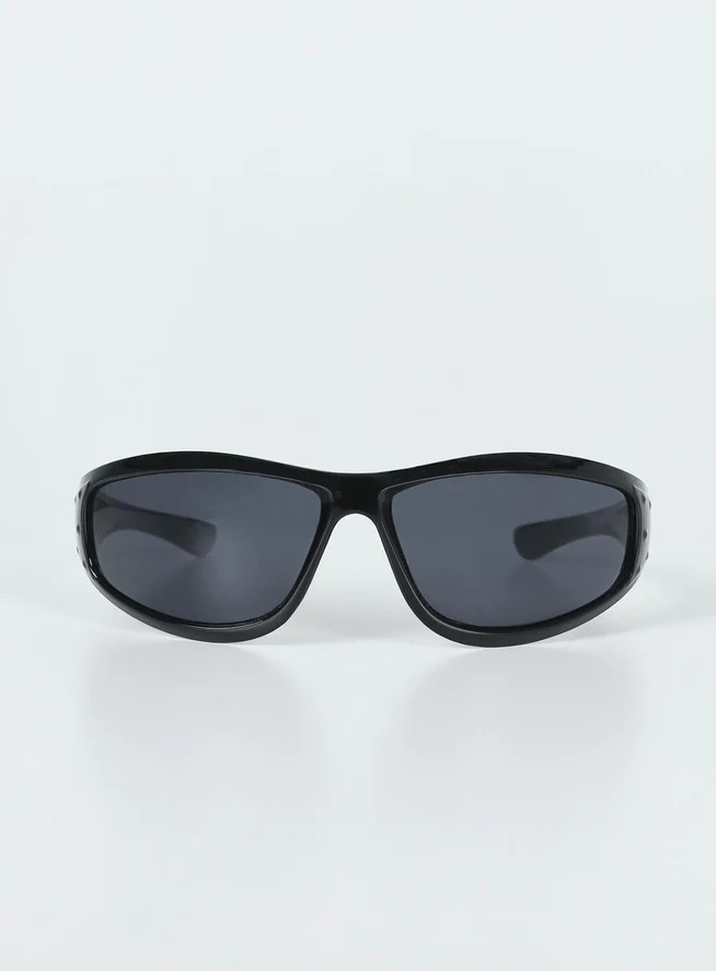 Mora Sunglasses Black | Princess Polly AU