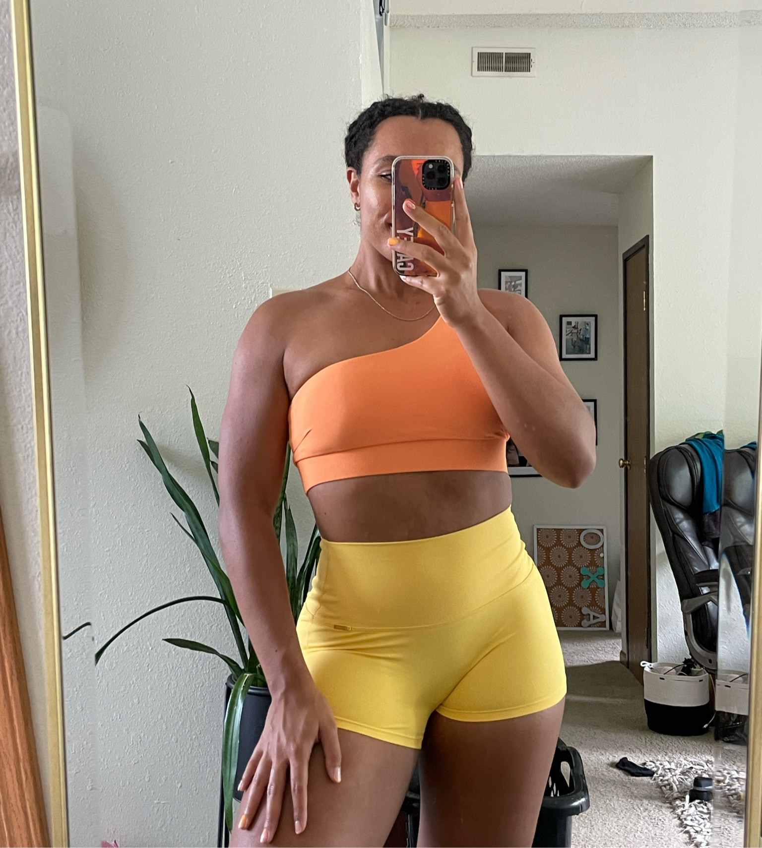 Living for this color combo 